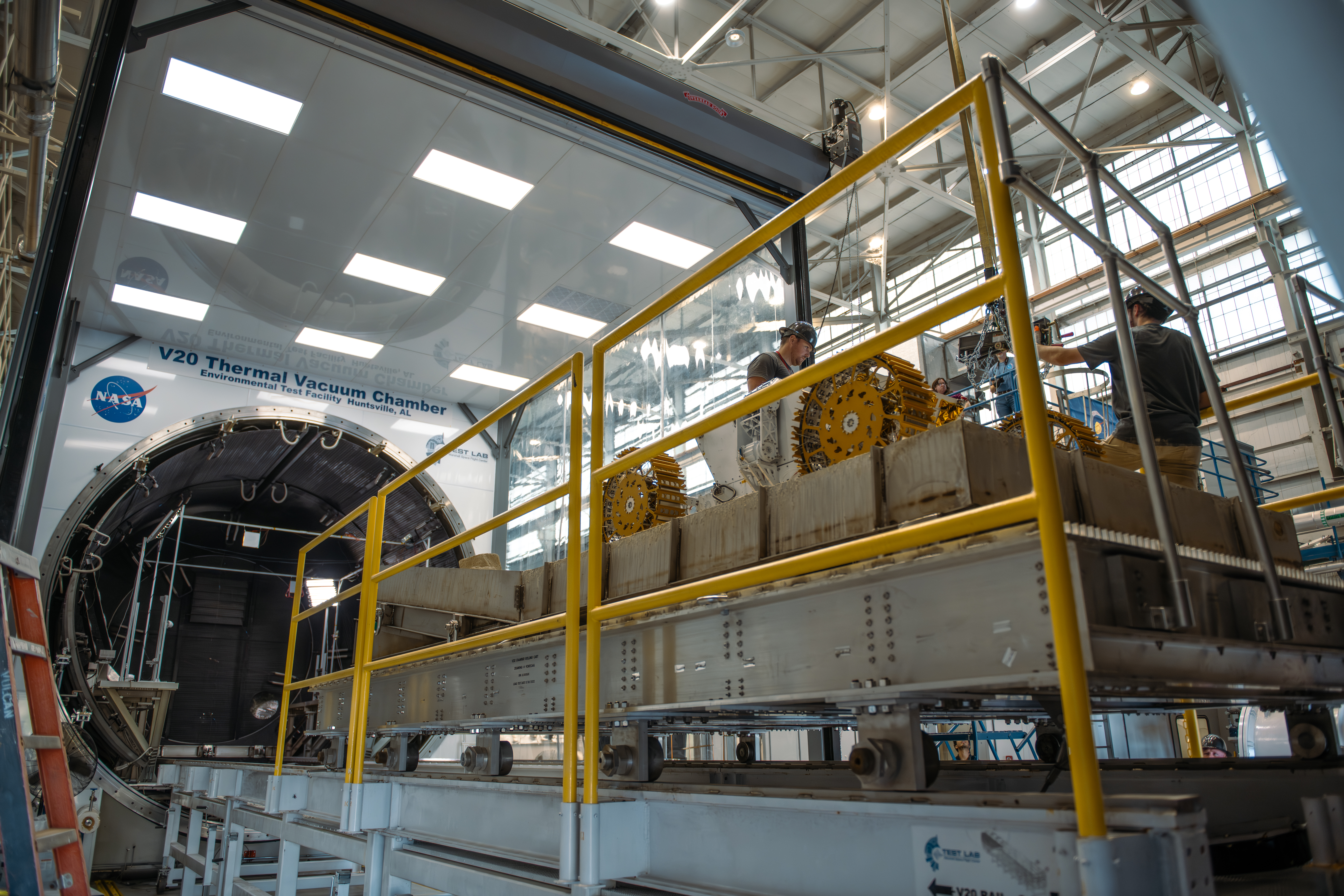 Lunar Challenge Winner Tests Technology in NASA Thermal Vacuum Chamber