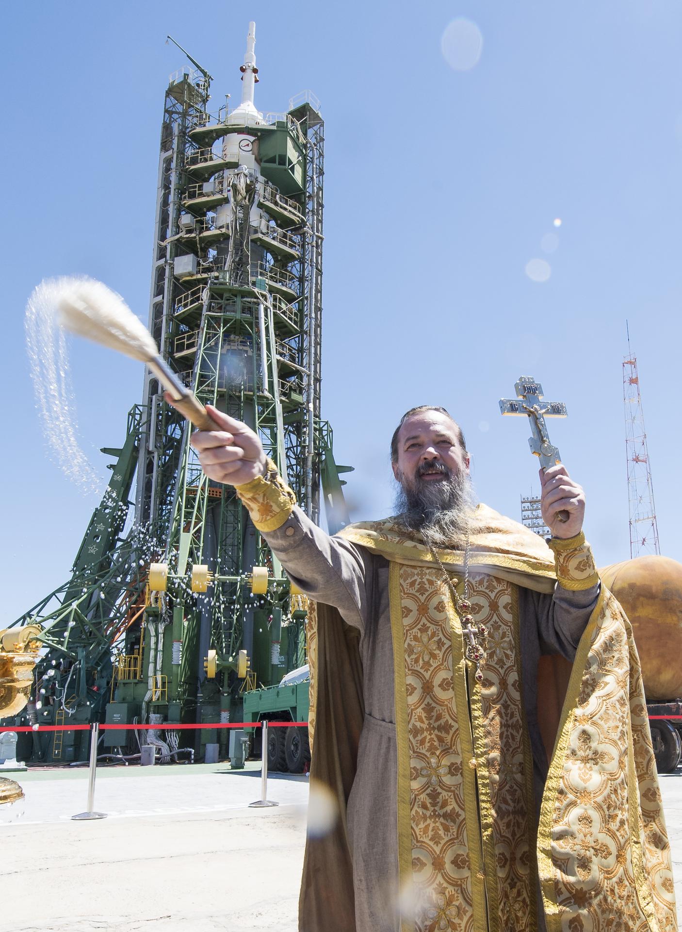 Expedition 56 Soyuz Blessing