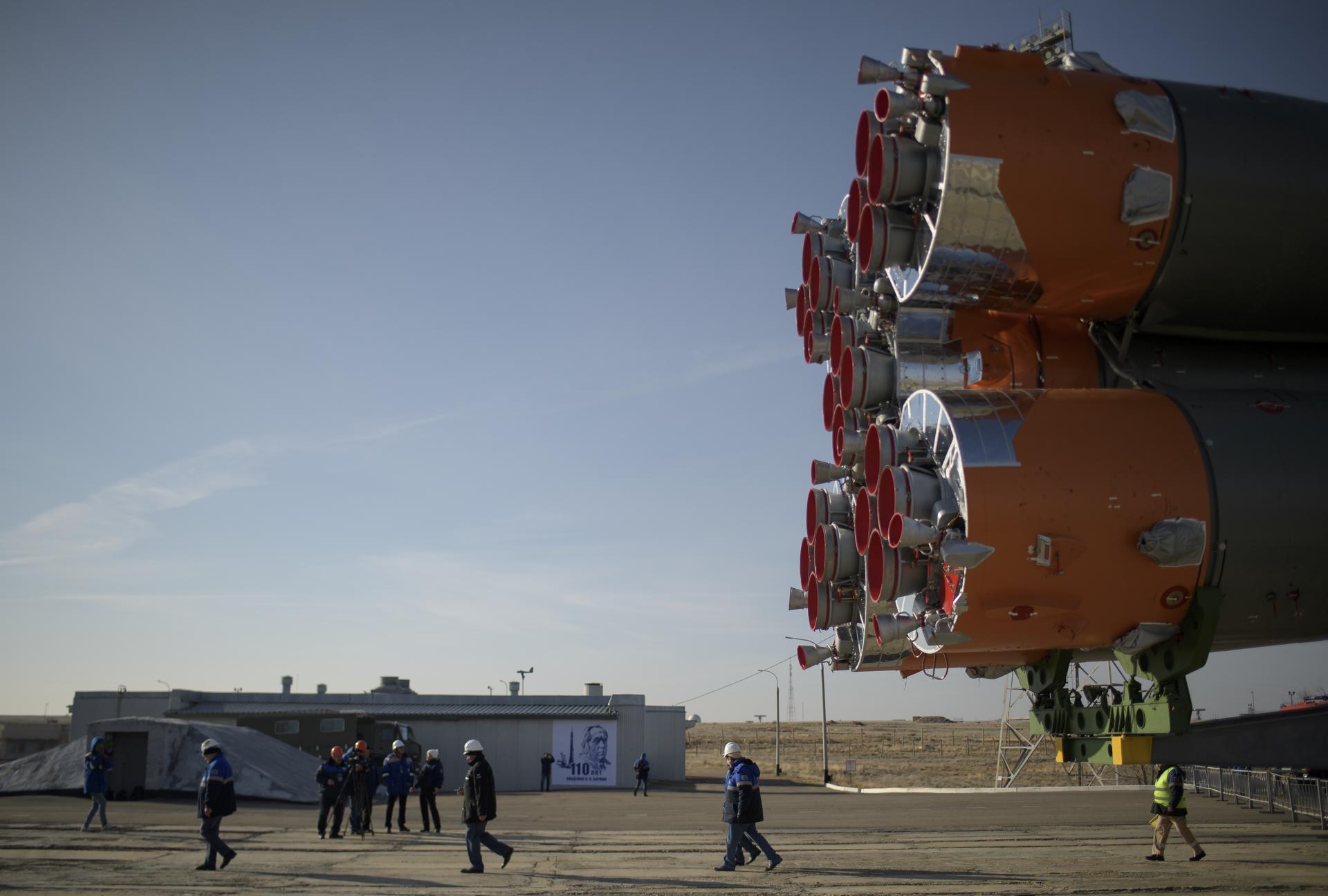 Expedition 59 Soyuz Rollout