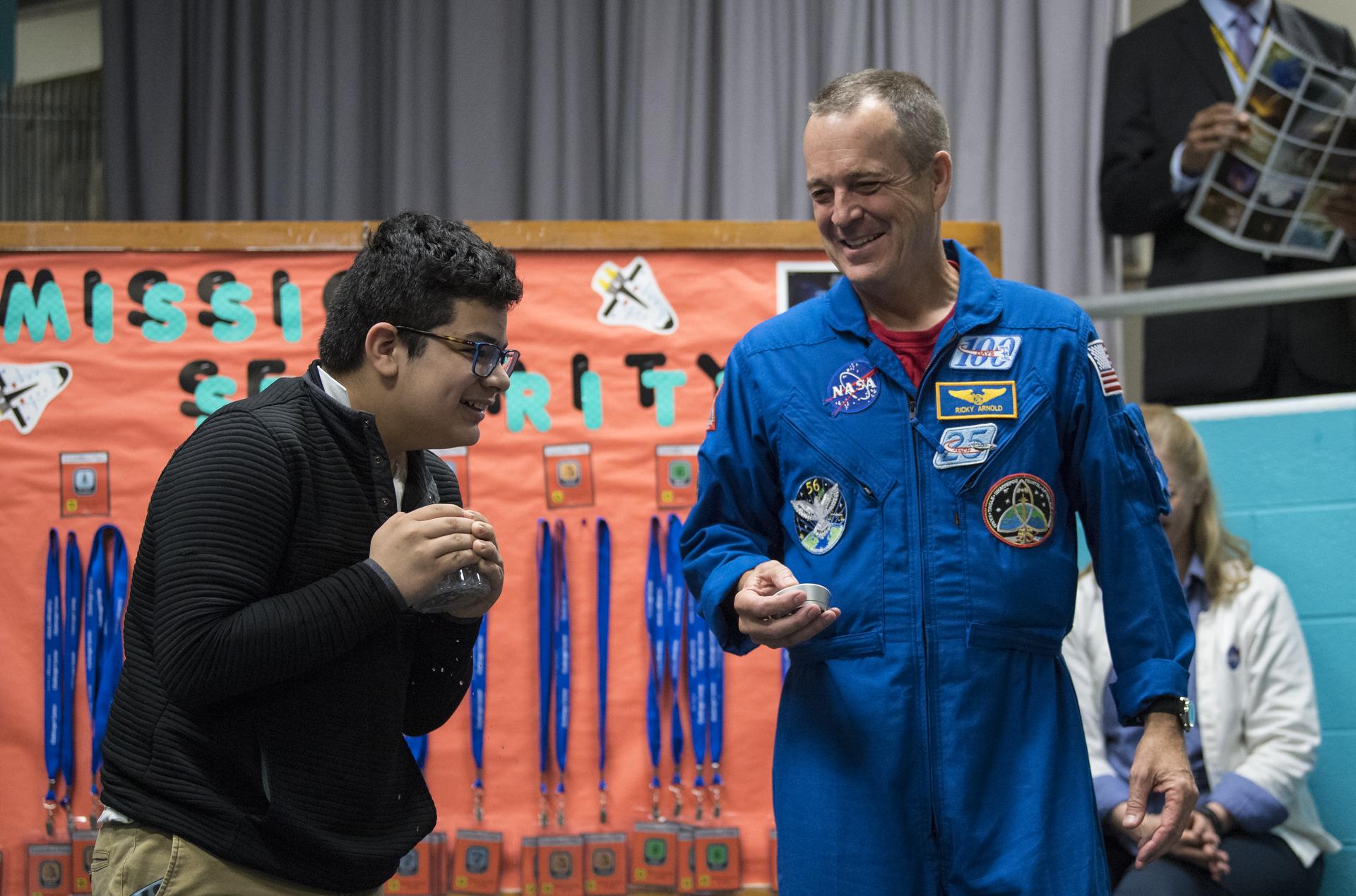 Astronaut Ricky Arnold at Challenger Center