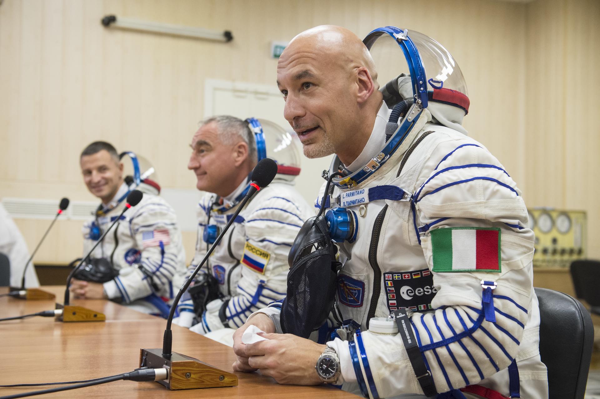 Expedition 60 Preflight