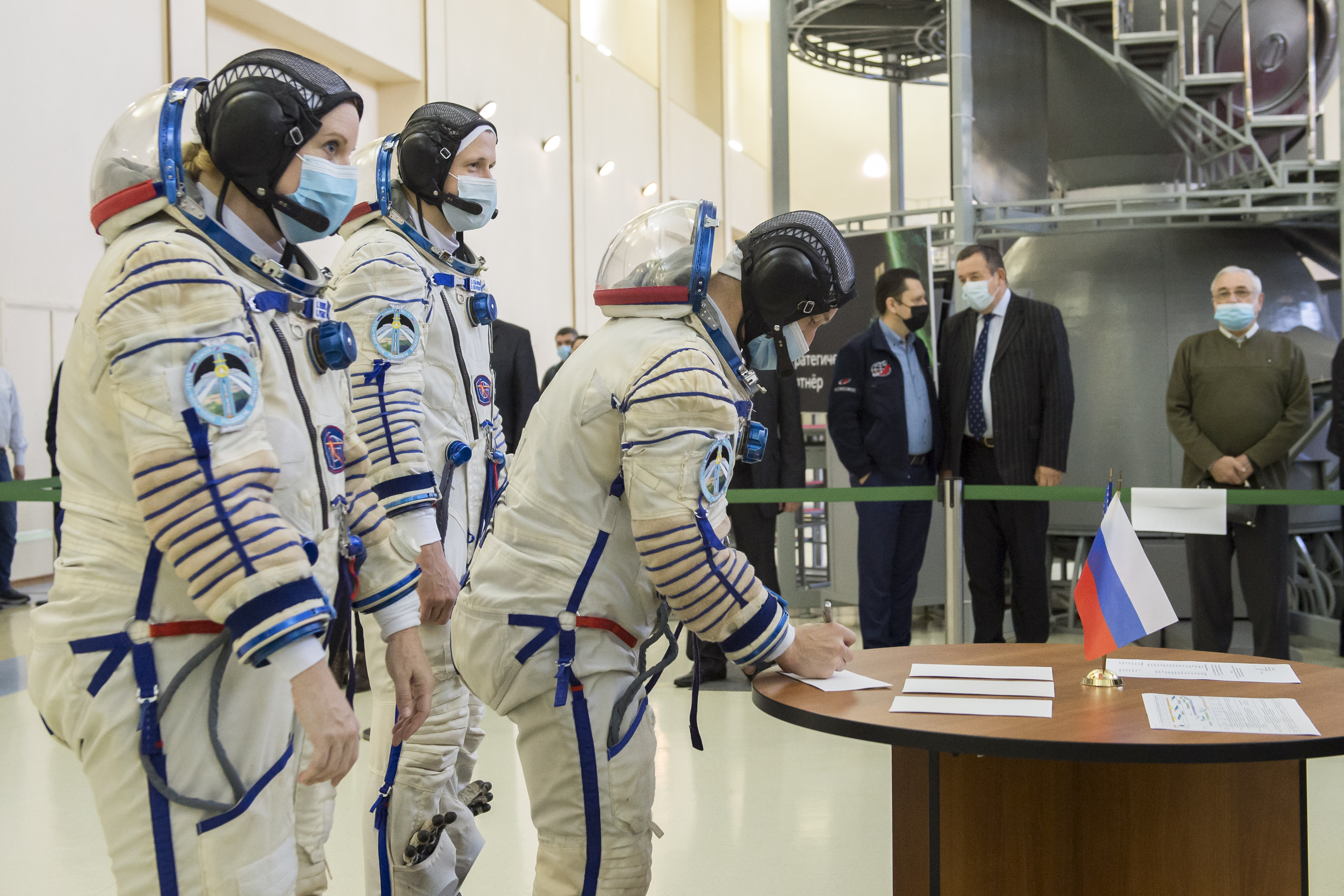 Expedition 64 Crew Qualification Exams