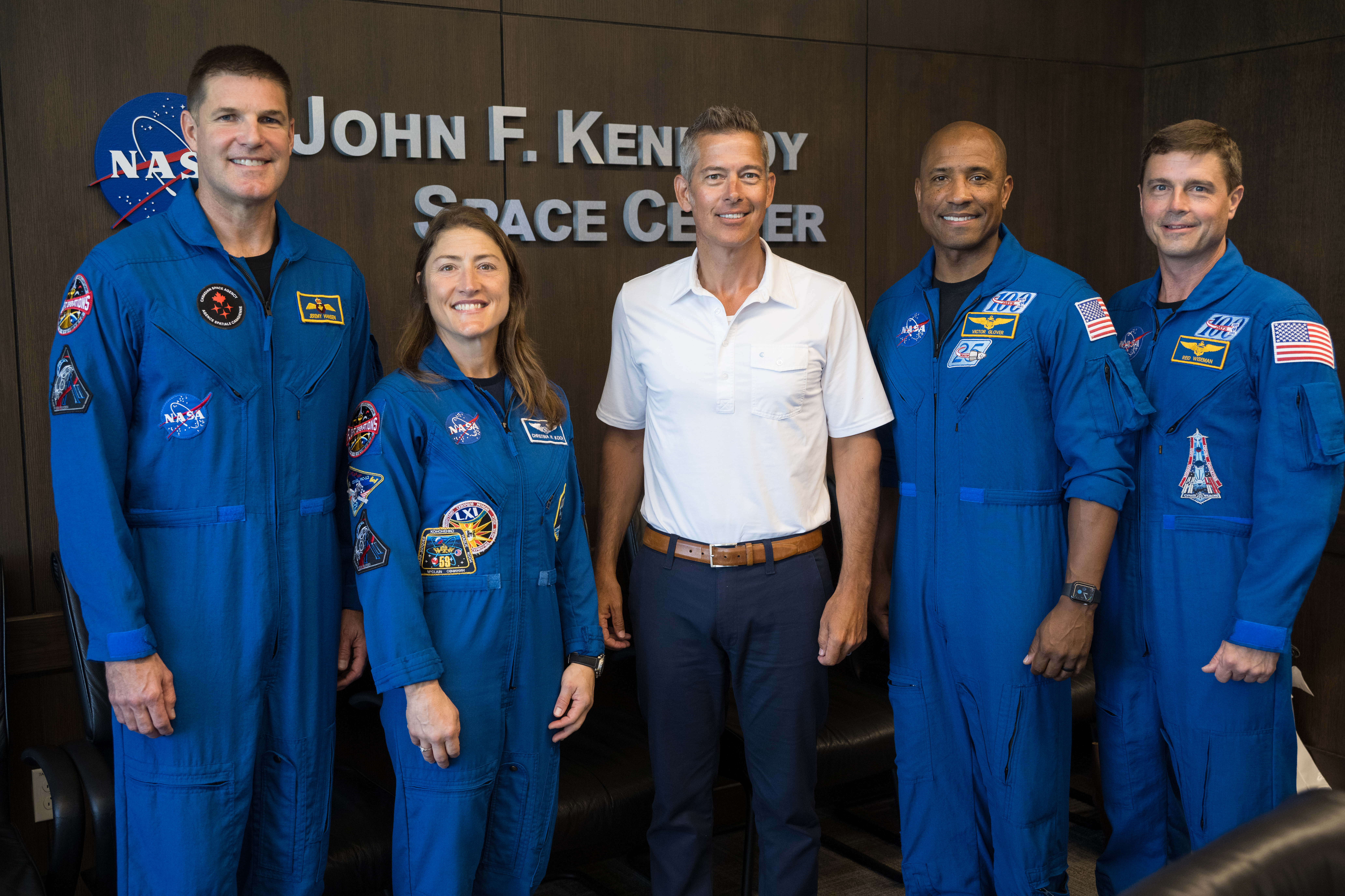 Acting Administrator Sean Duffy Meets with Artemis II Astronauts