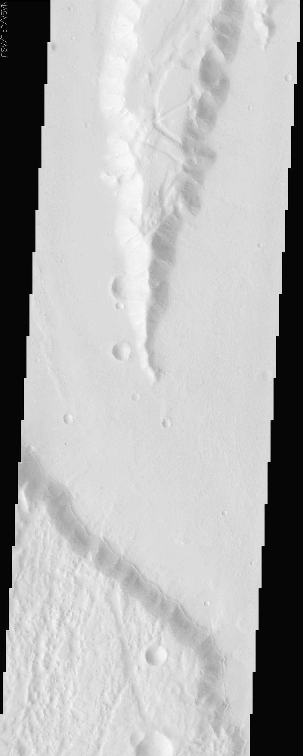 Lunae Planum