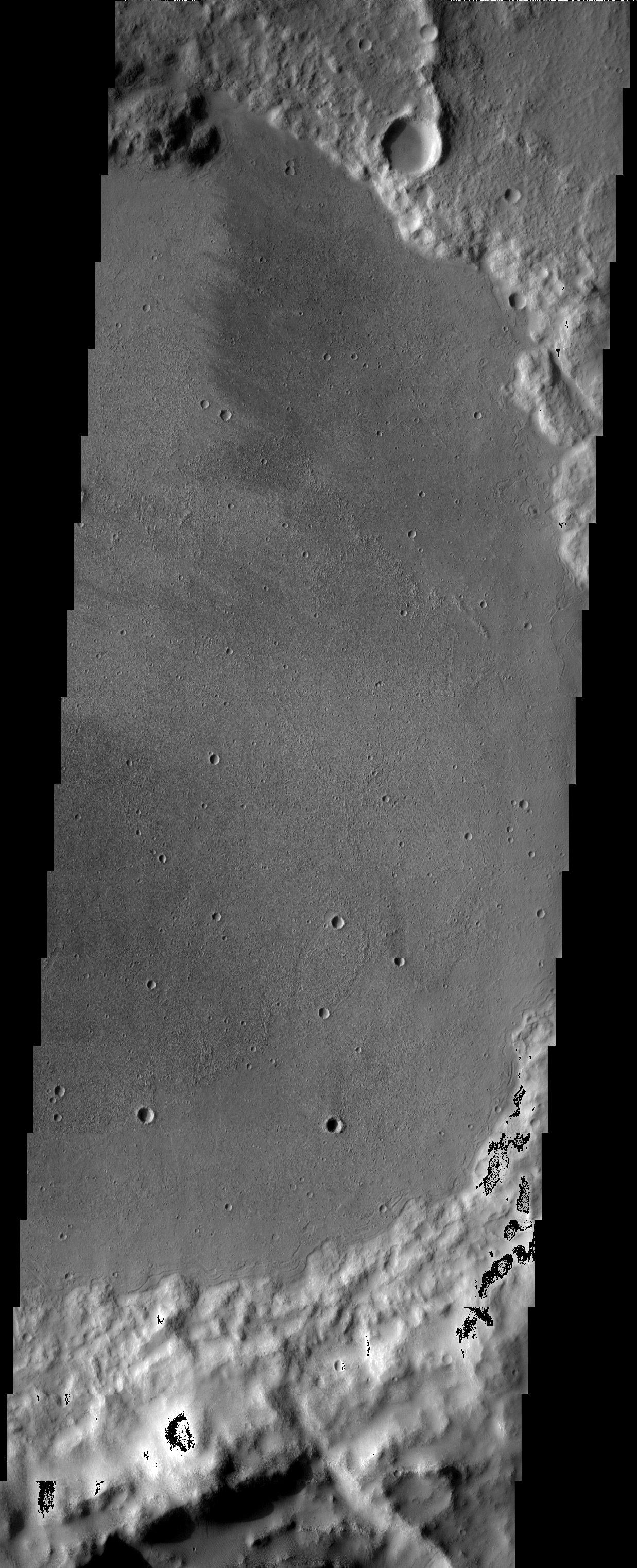Flooded Crater in Terra Sirenum
