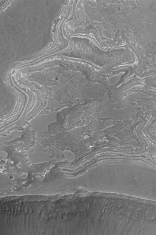 Layers Near Juventae Chasma