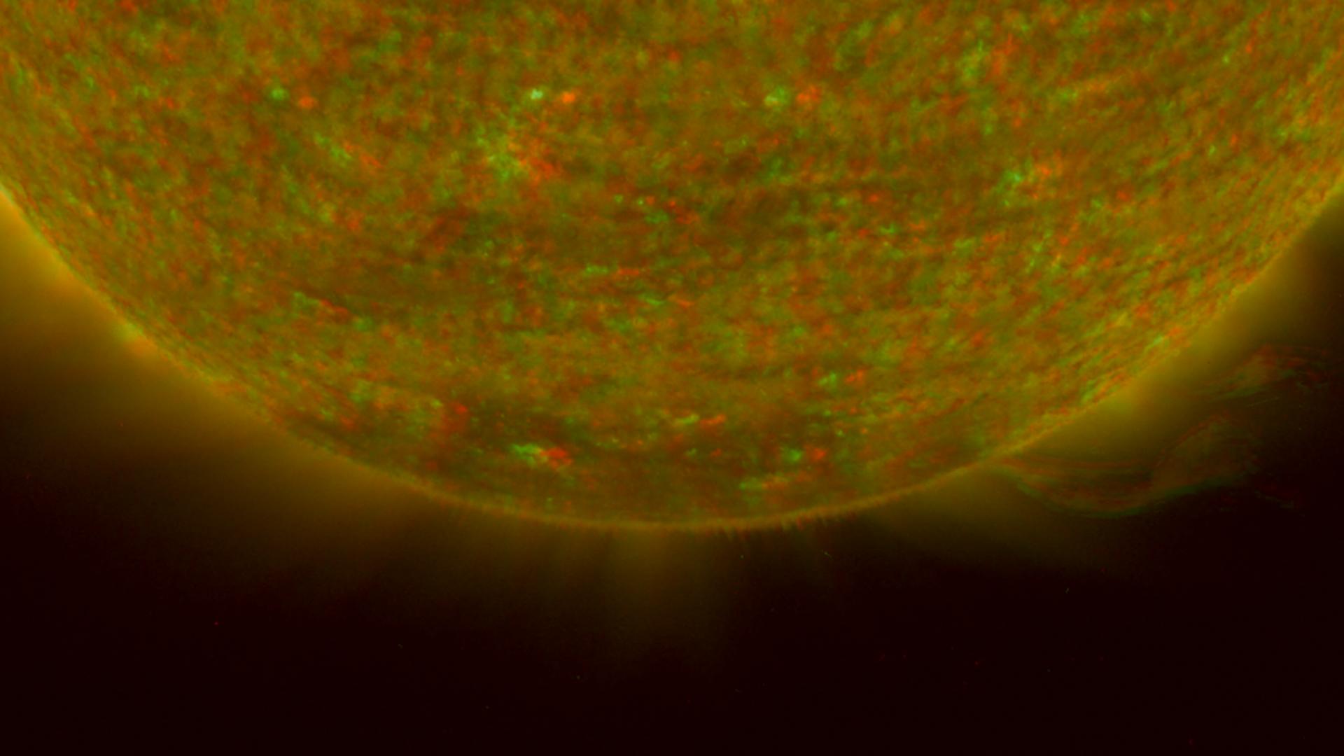 South Pole of the Sun, March 20, 2007 Anaglyph