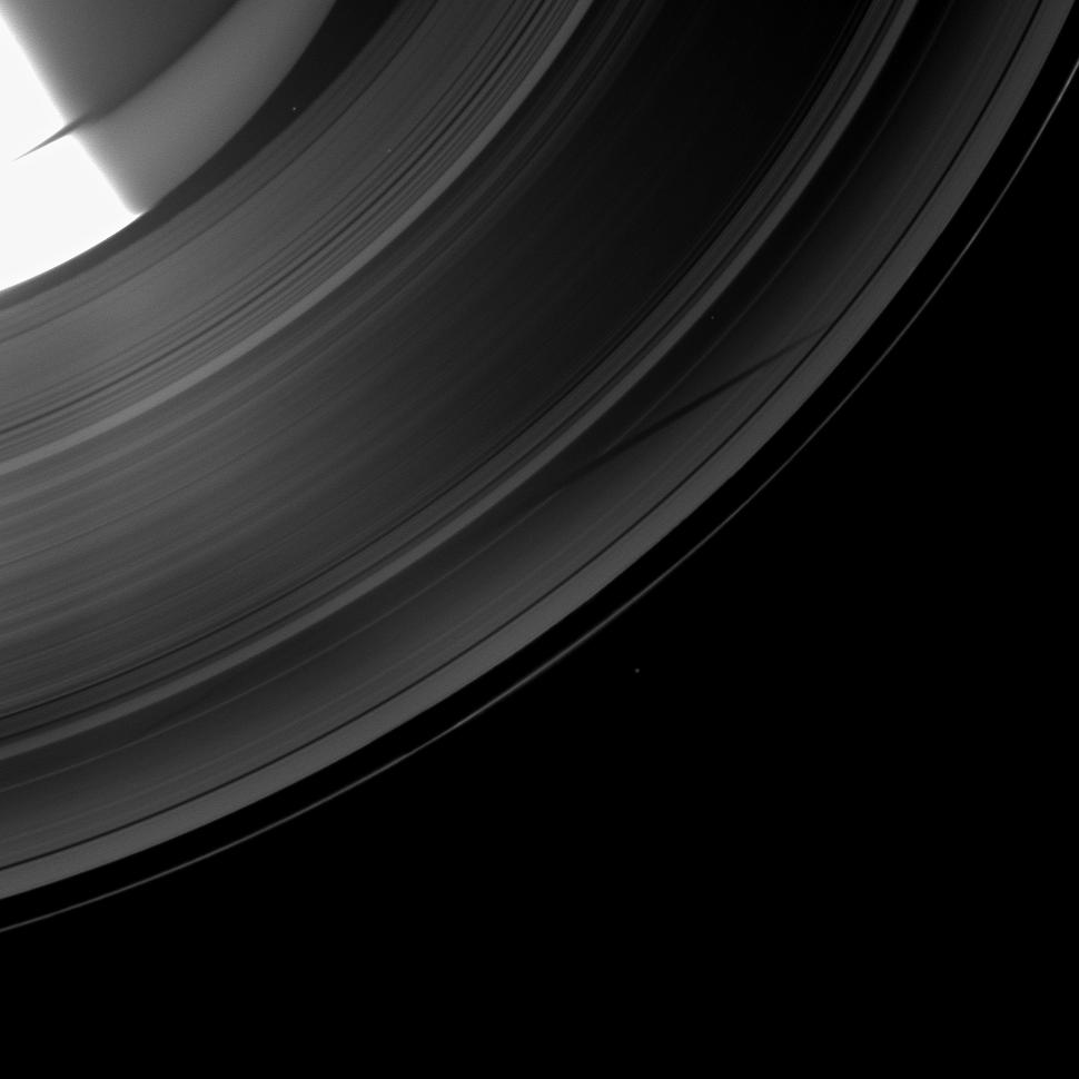 Sampling Saturn and a Shadow