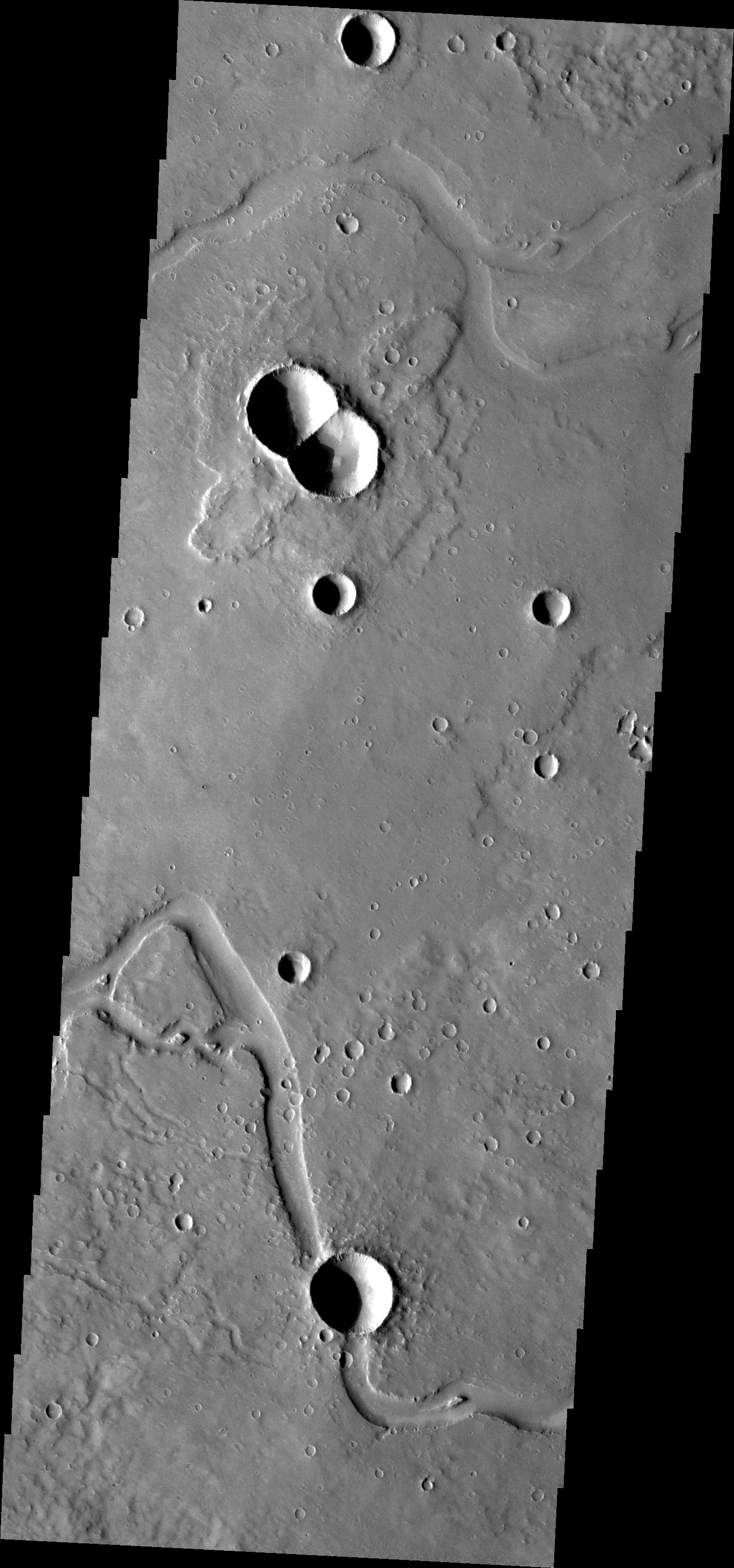 Doublet Crater