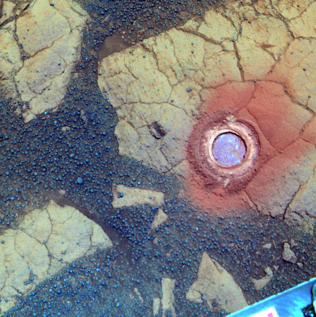 Gagarin Rock Examined by Opportunity in 2005, False Color