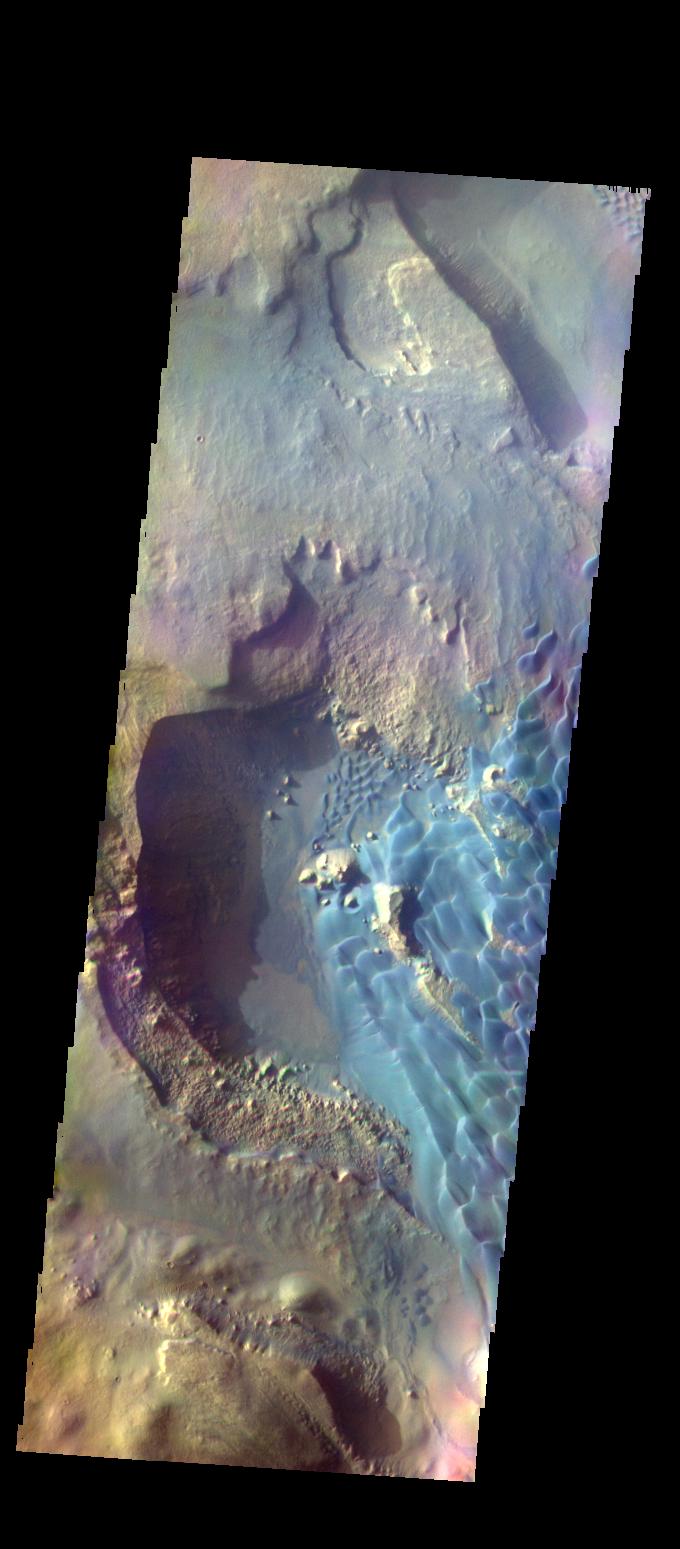 Investigating Mars: Rabe Crater
