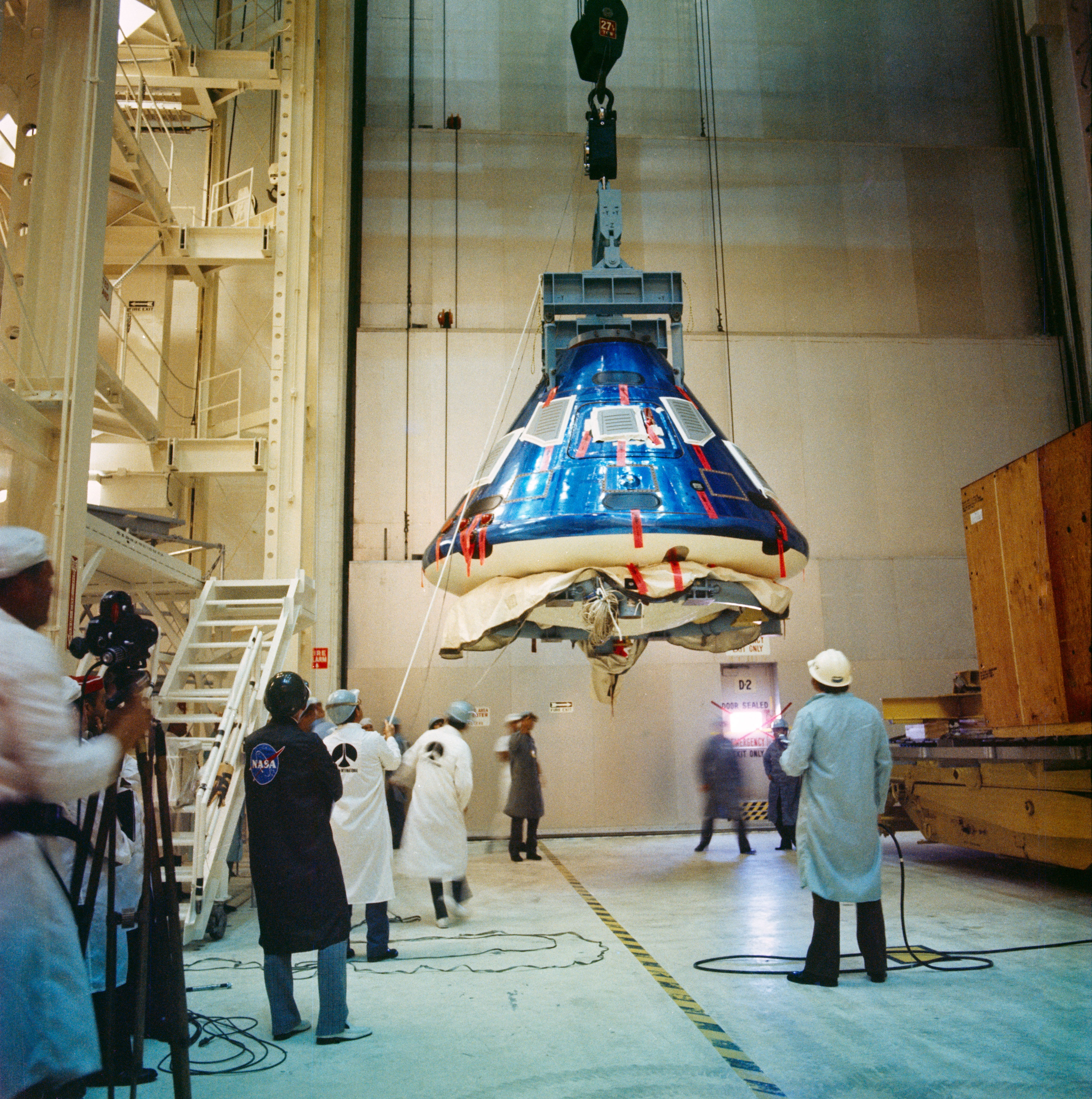 KSC - APOLLO-SOYUZ TEST PROJECT (ASTP) COMMAND SERVICE MODULE (CSM) - KSC