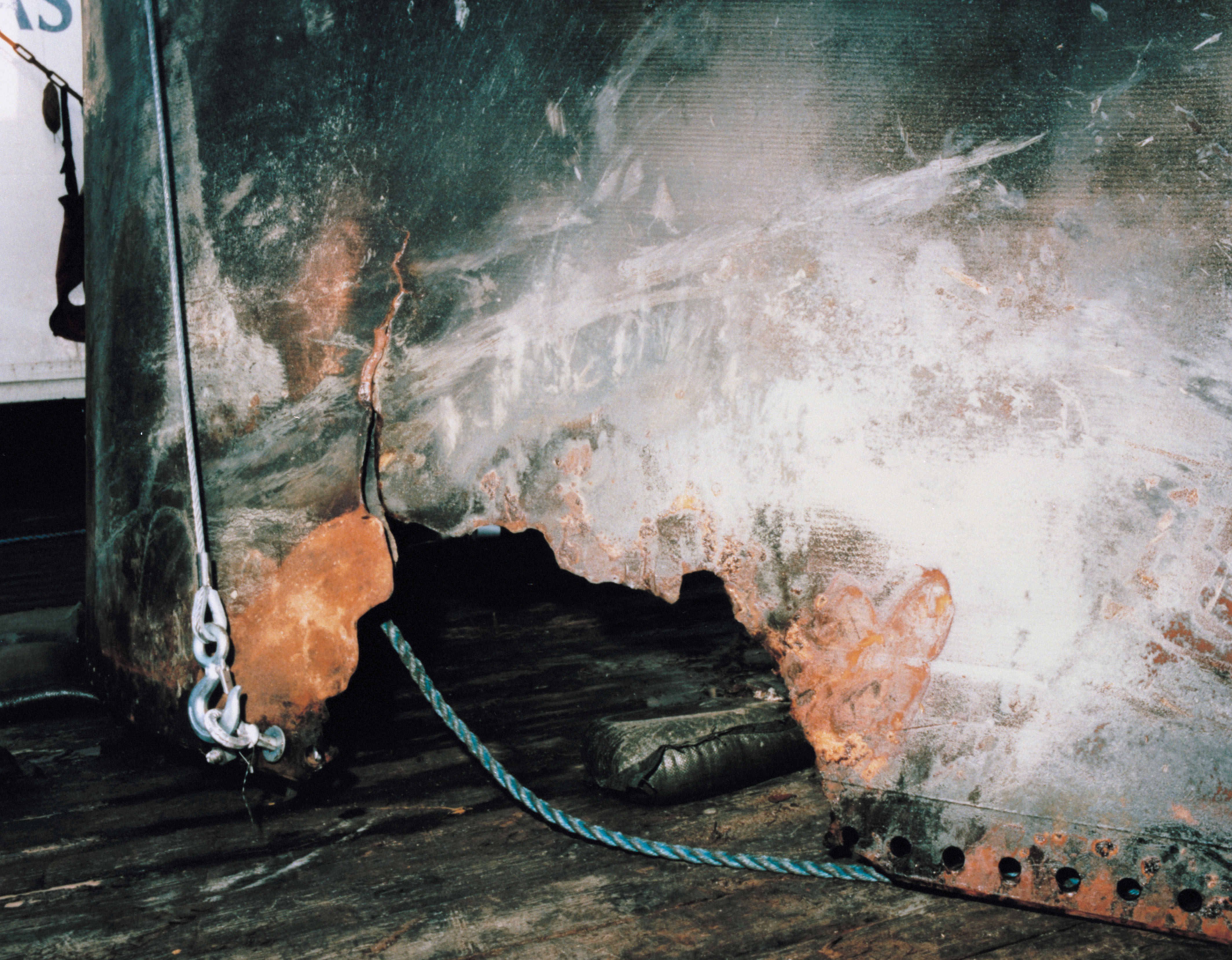 Tests - STS-33/51L (Debris)