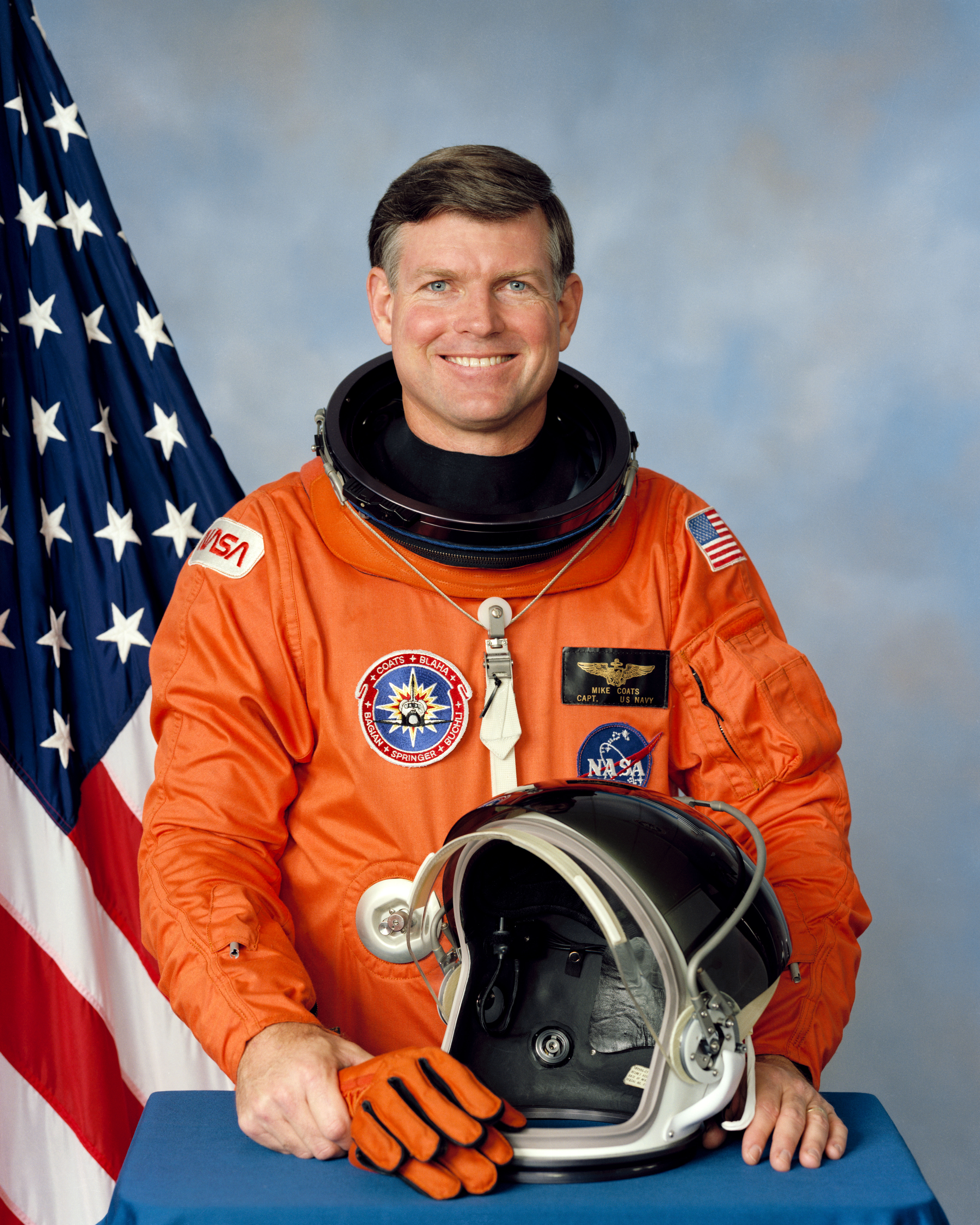 Official portrait of astronaut Michael L. Coats