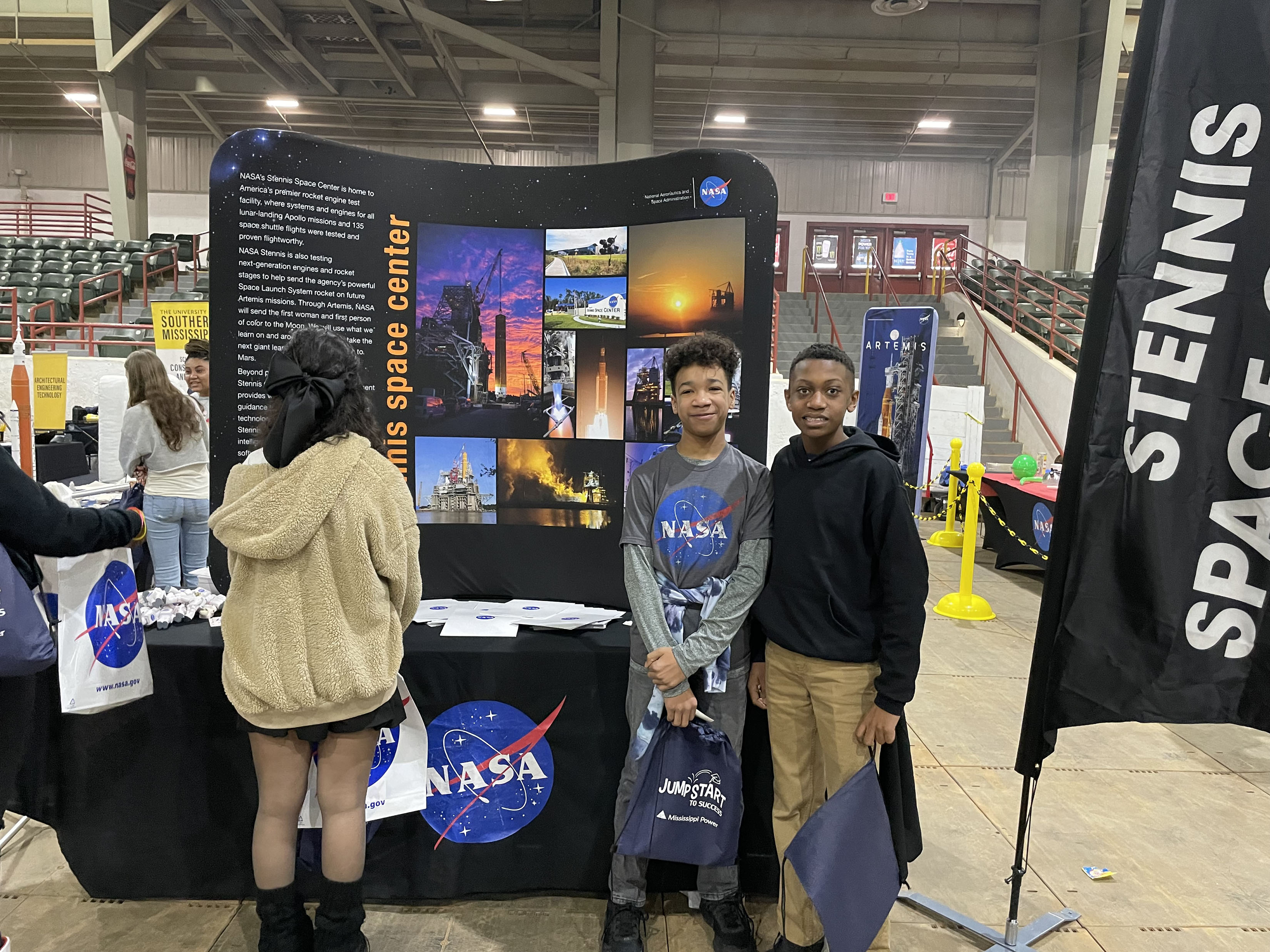 NASA Stennis Inspires Students at Hattiesburg Event
