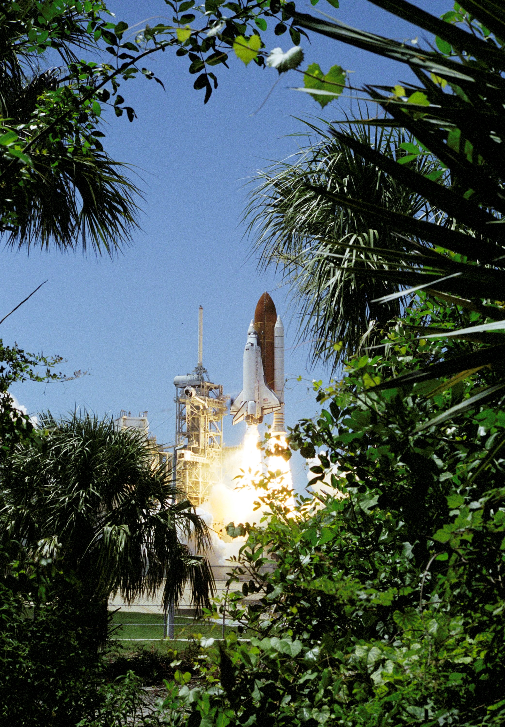 STS-121 Launch of the orbiter Discovery