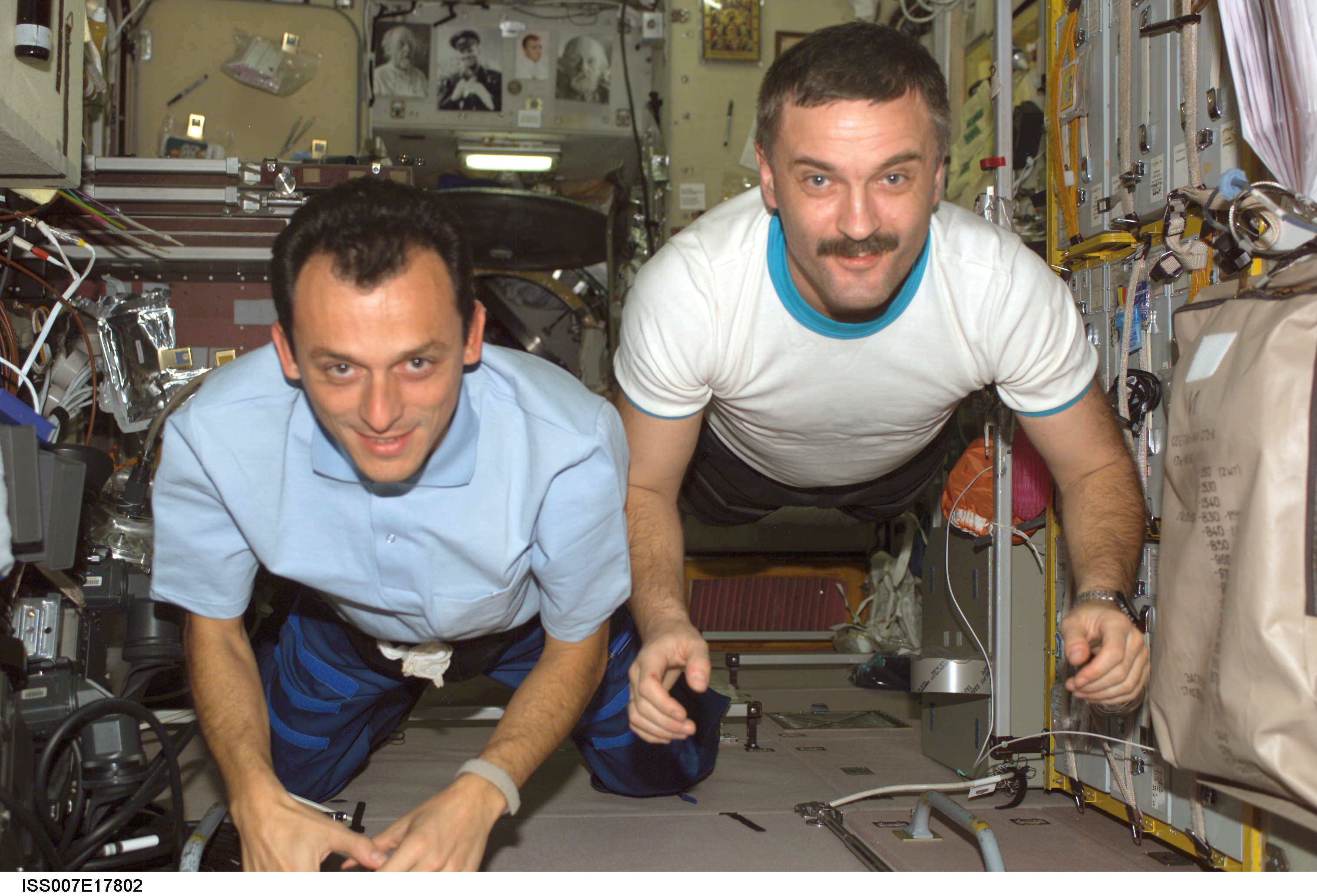 Duque and Kaleri in Zvezda Service module