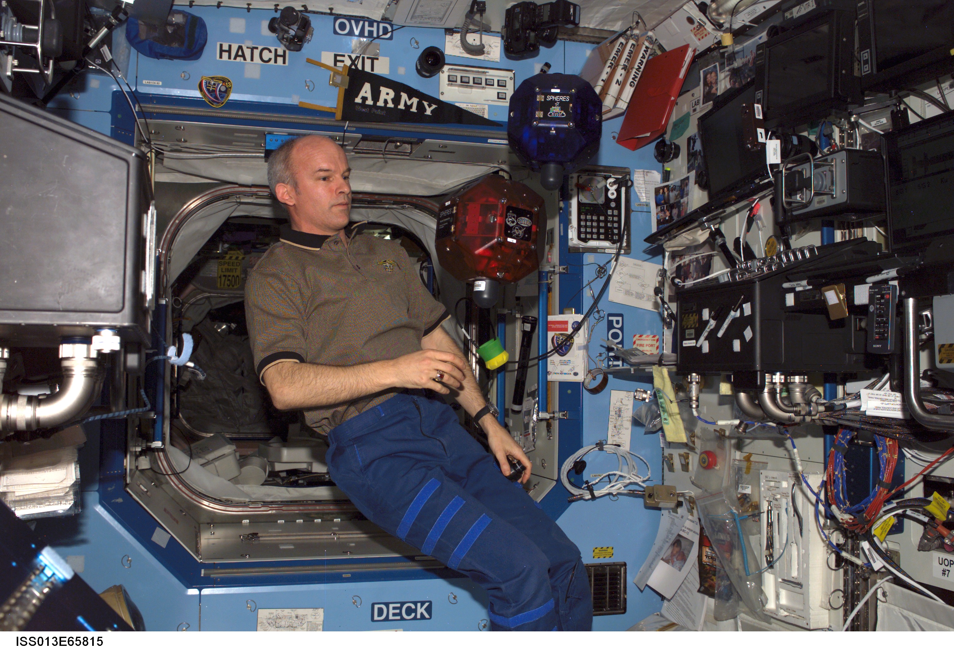 Williams in U.S. Laboratory during Expedition 13