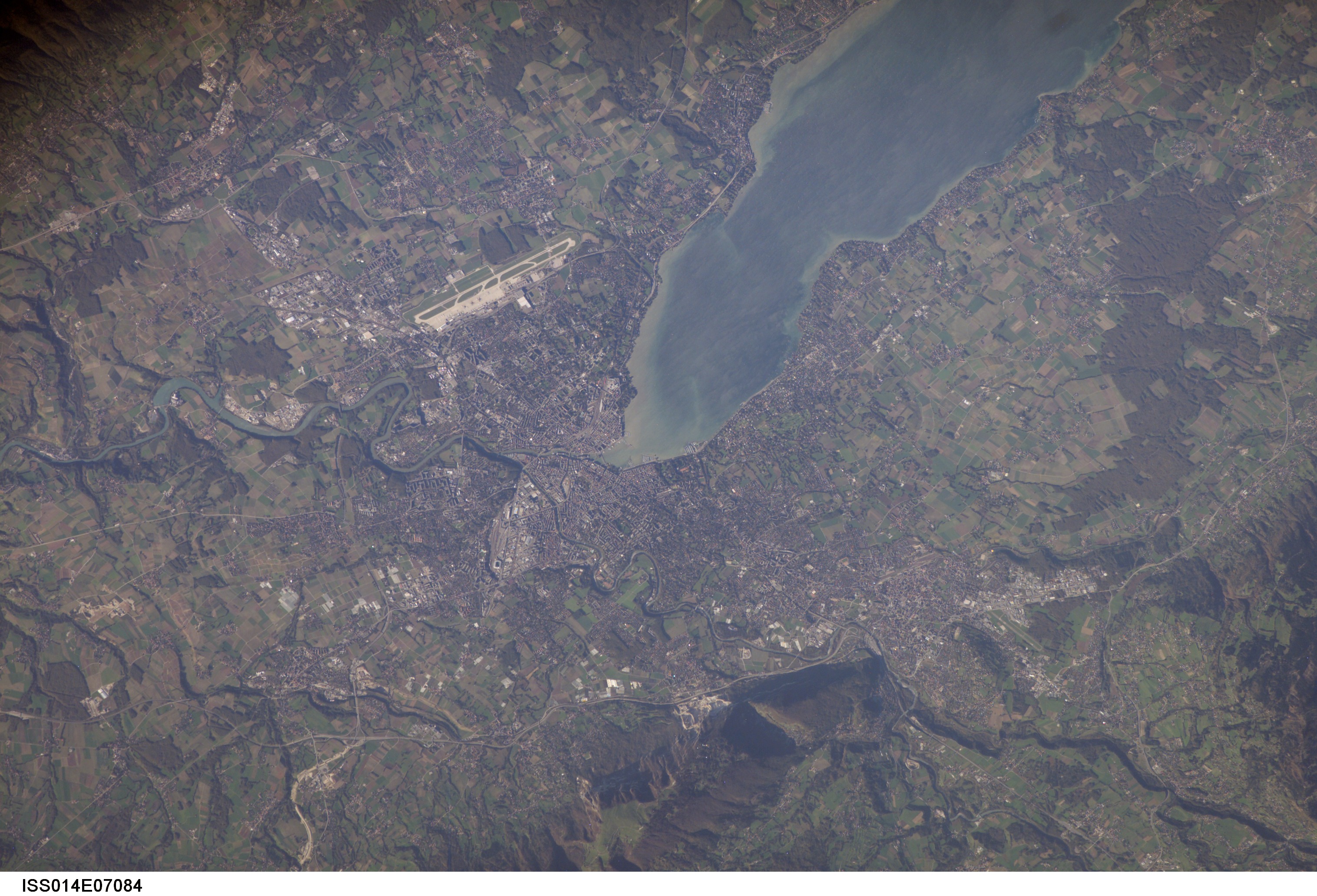 Earth Observations taken by the Expedition 14 crew