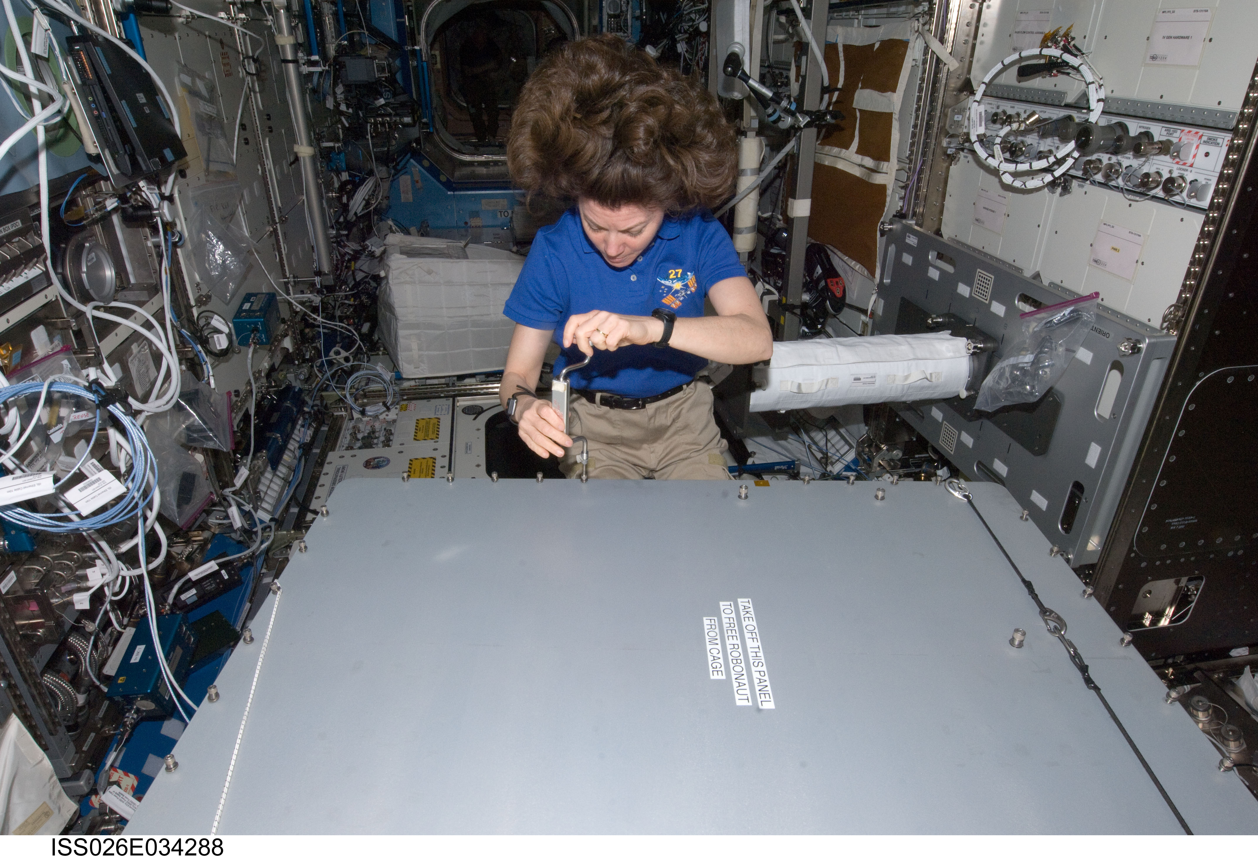 Coleman opens Robonaut 2 Container in the U.S. Laboratory