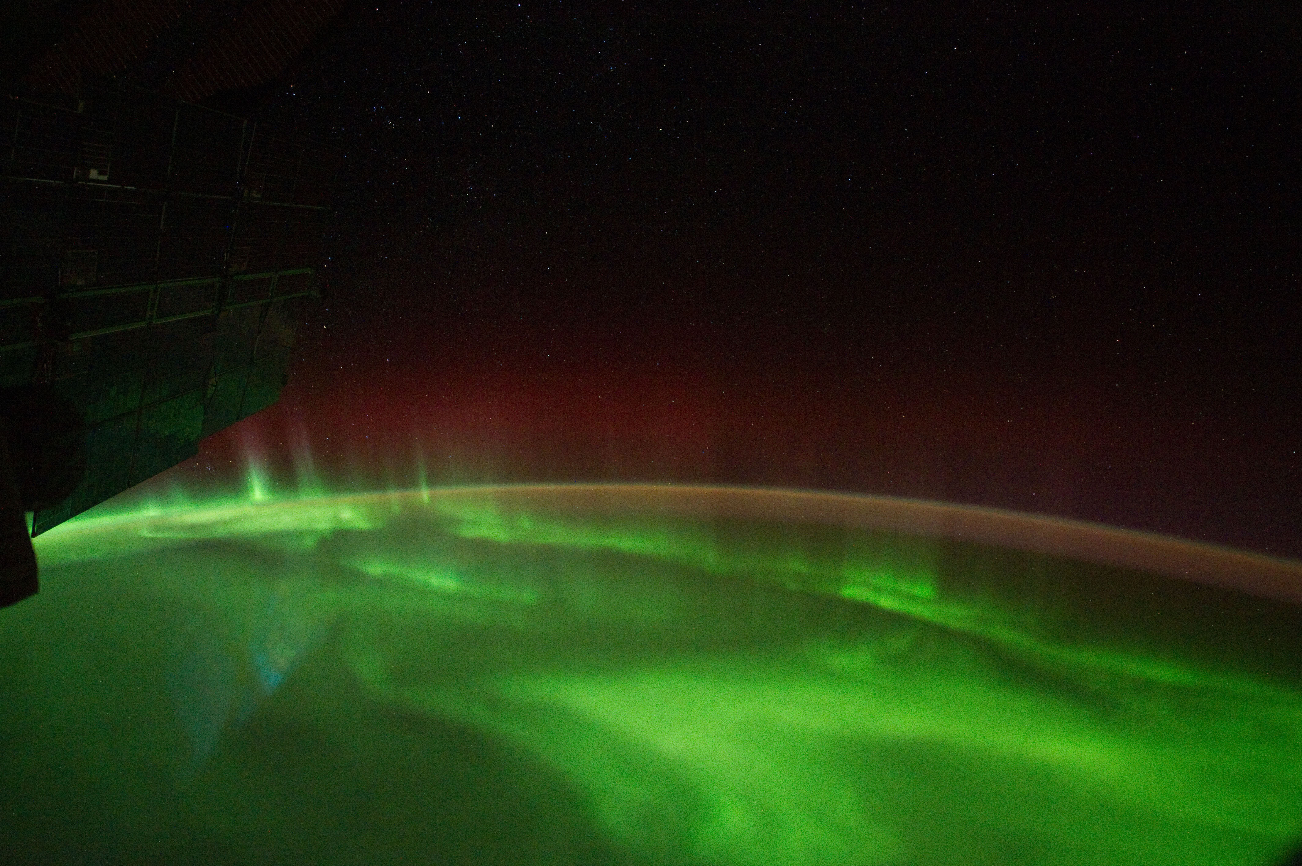 "Aurora Australis, Airglow, Terminator view taken by the Expedition 29 crew"