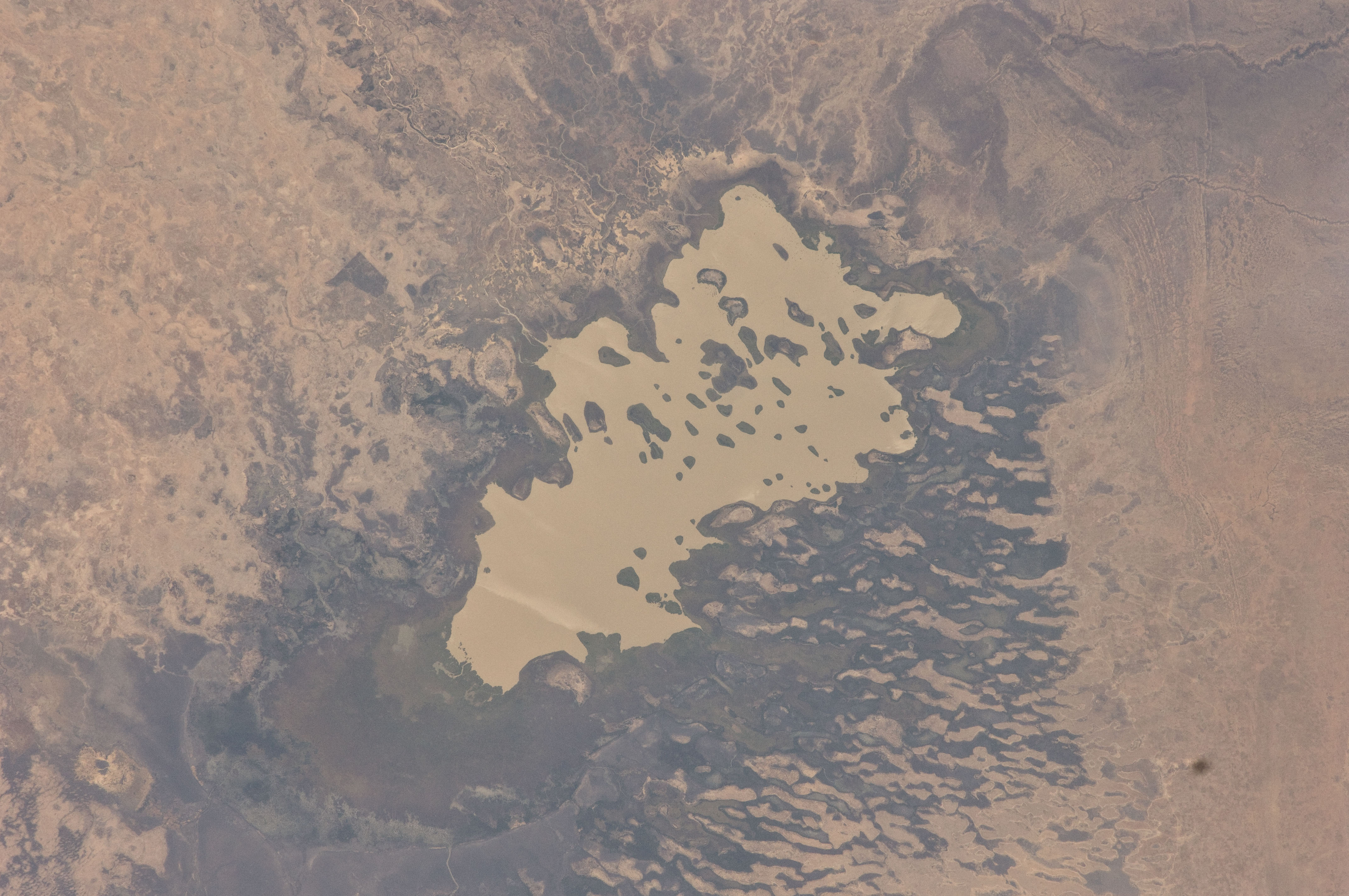 Earth Observations taken by Expedition 30 crewmember