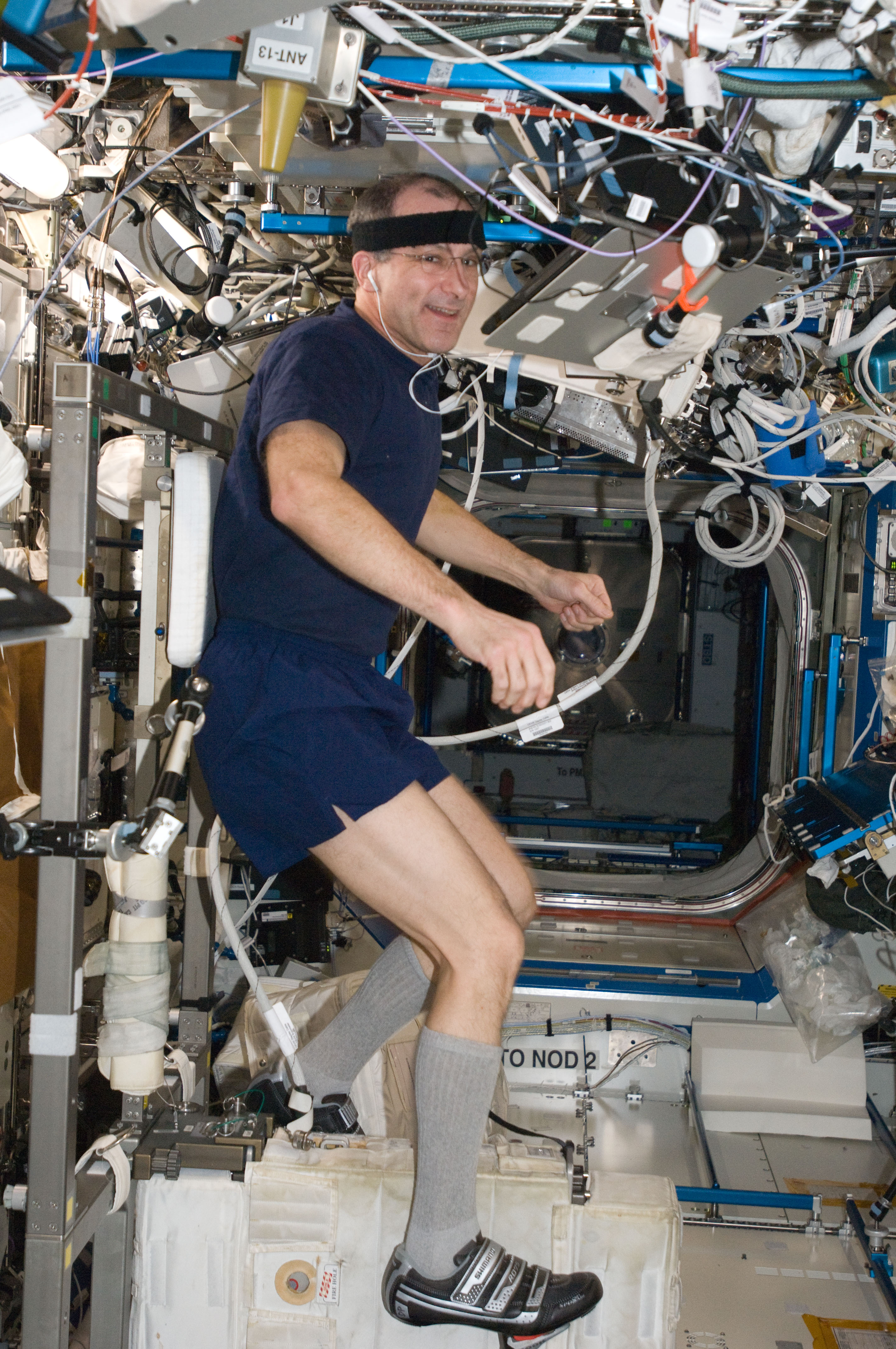 Pettit exercises on the CEVIS