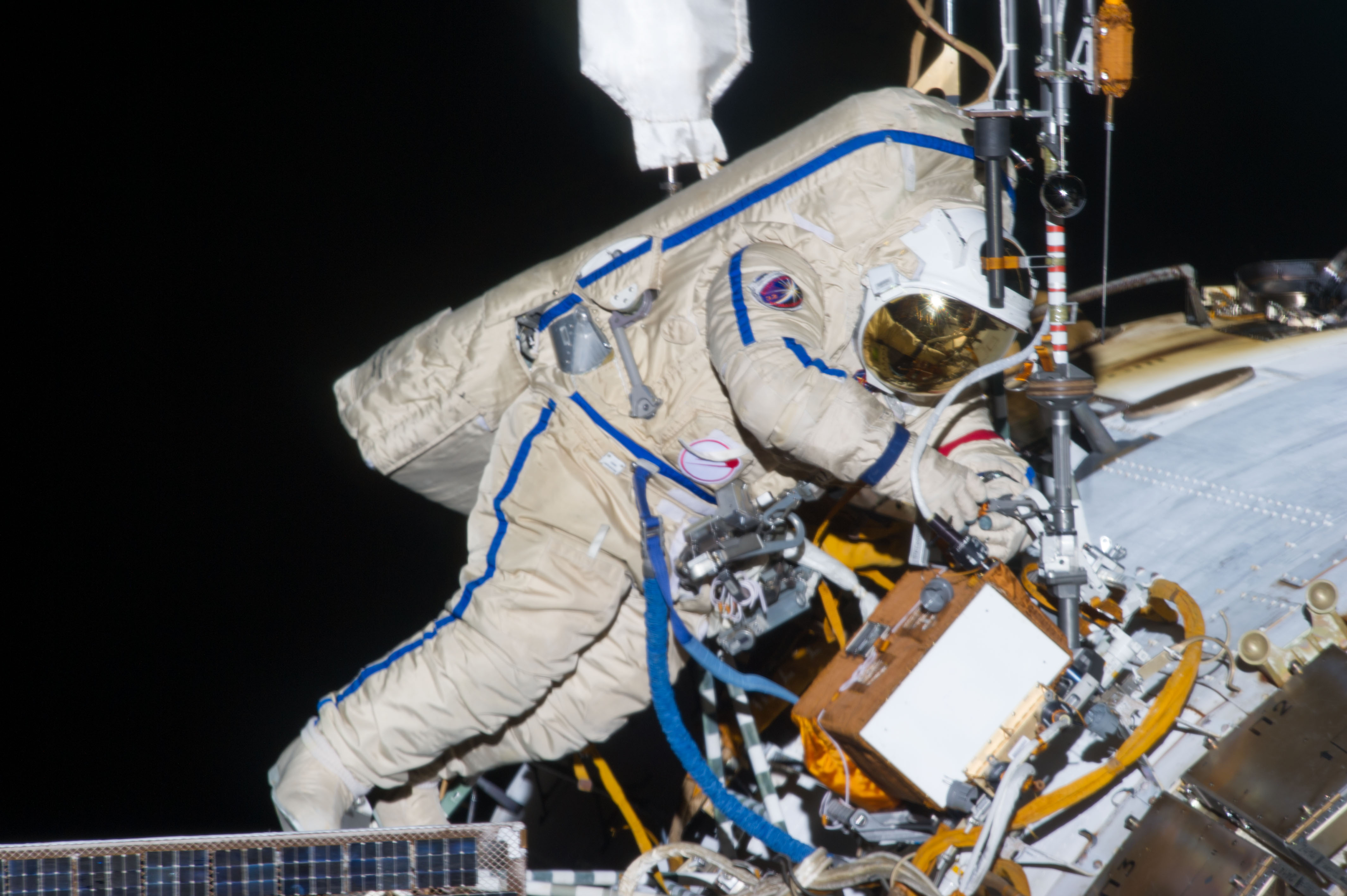 Vinogradov during EVA 32