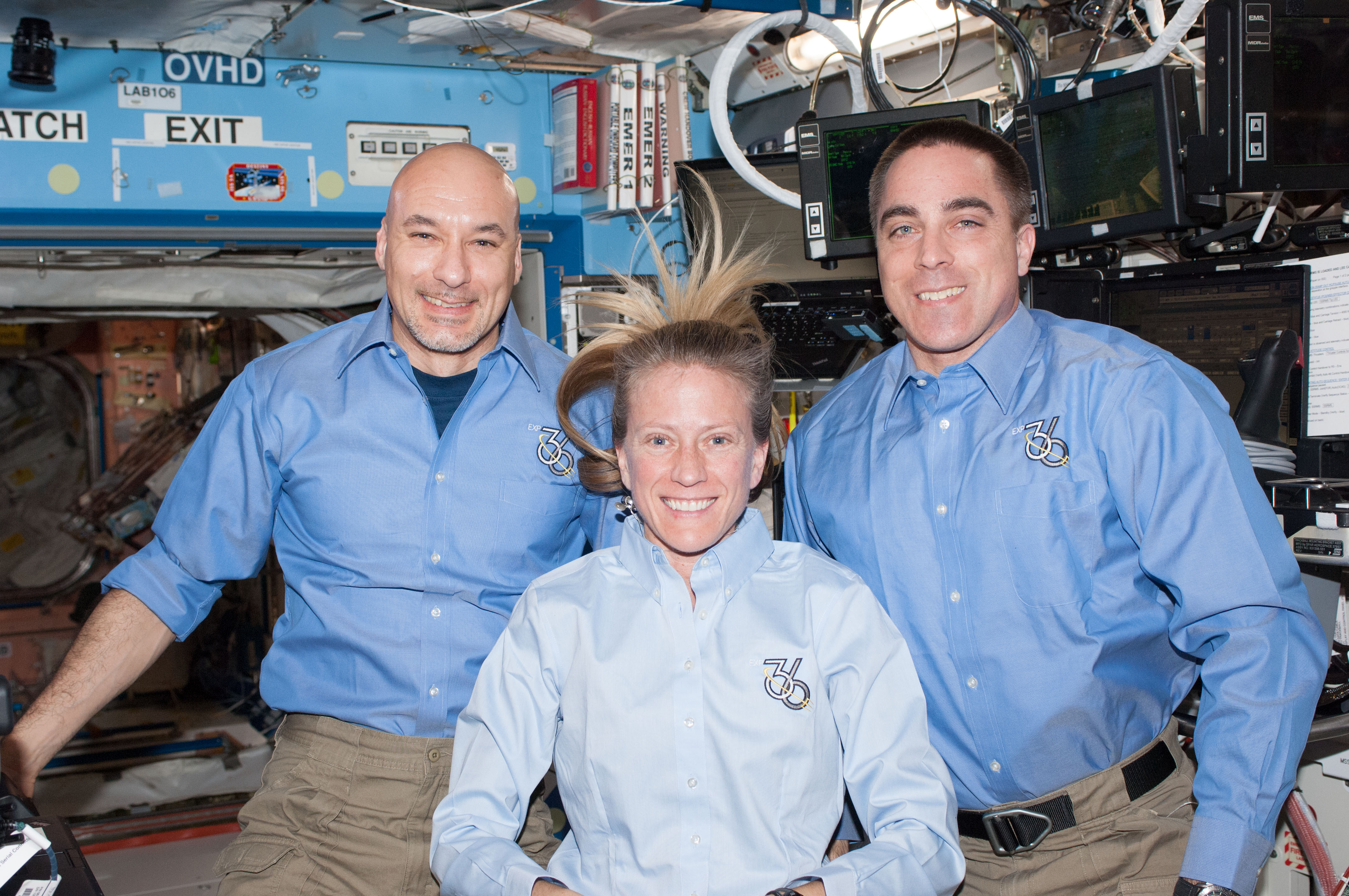 Expedition 36 crew in U.S. Lab