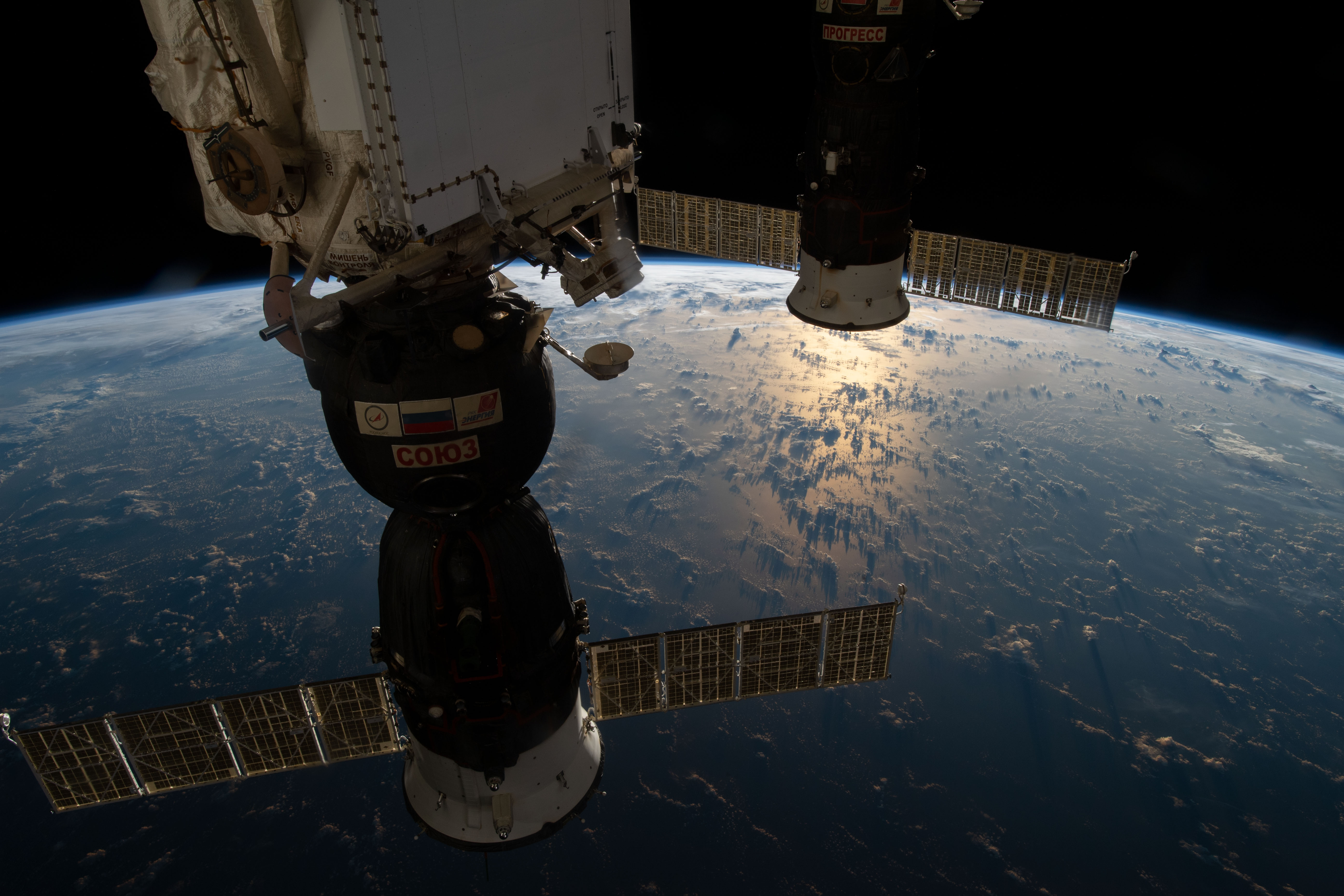 iss059e102792