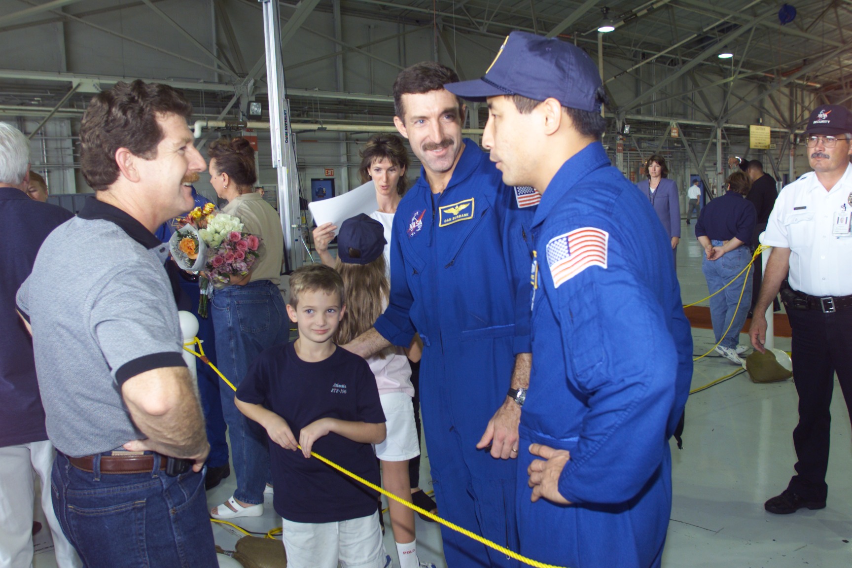 STS-106 crew return to Ellington Field