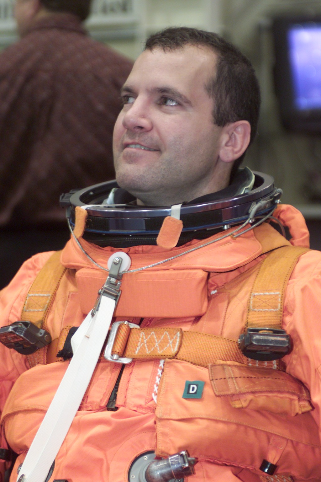 STS-102 and Expedition Four bailout training in Building 9NW