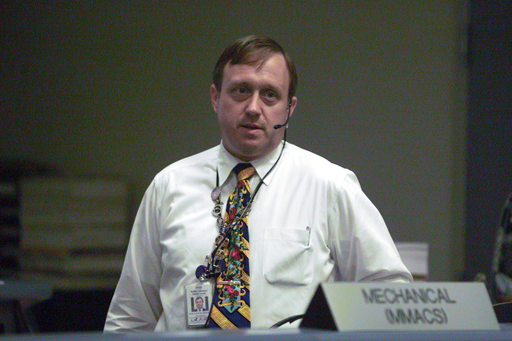 STS-100 MCC Launch Activities