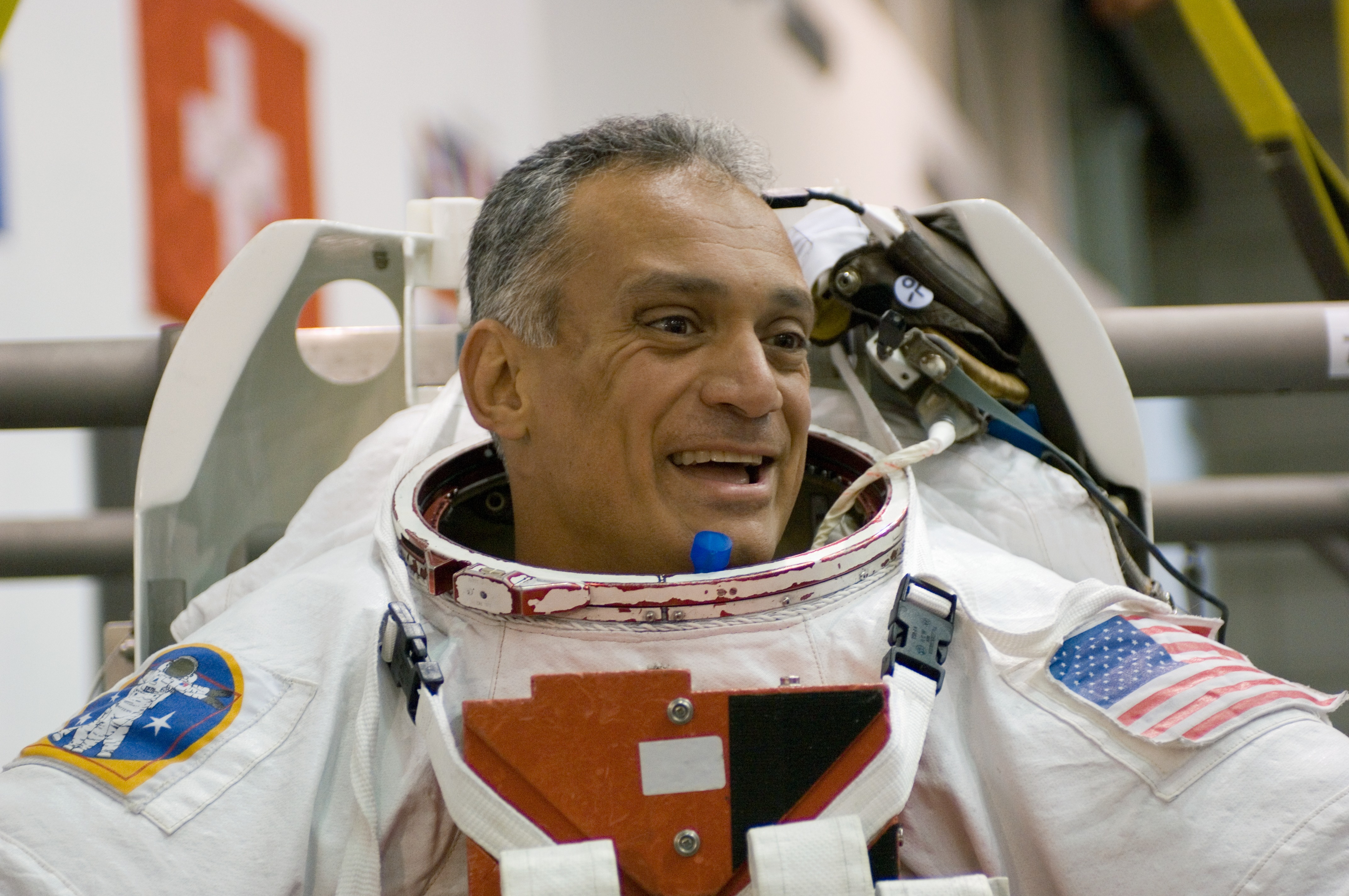 STS-117 Crew during an EVA 3 Run at the NBL