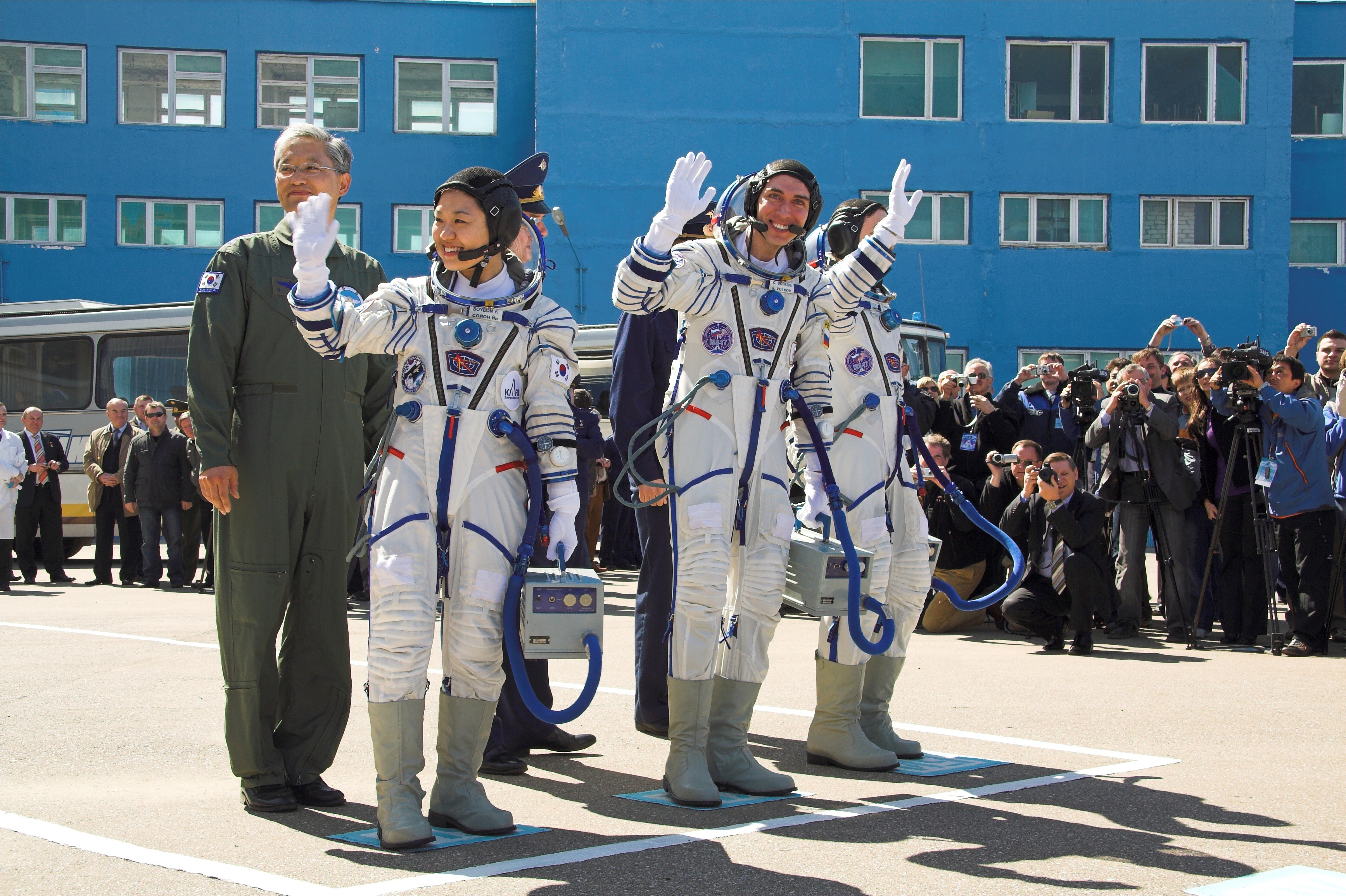 ISS017 prelaunch images from Kazakhstan