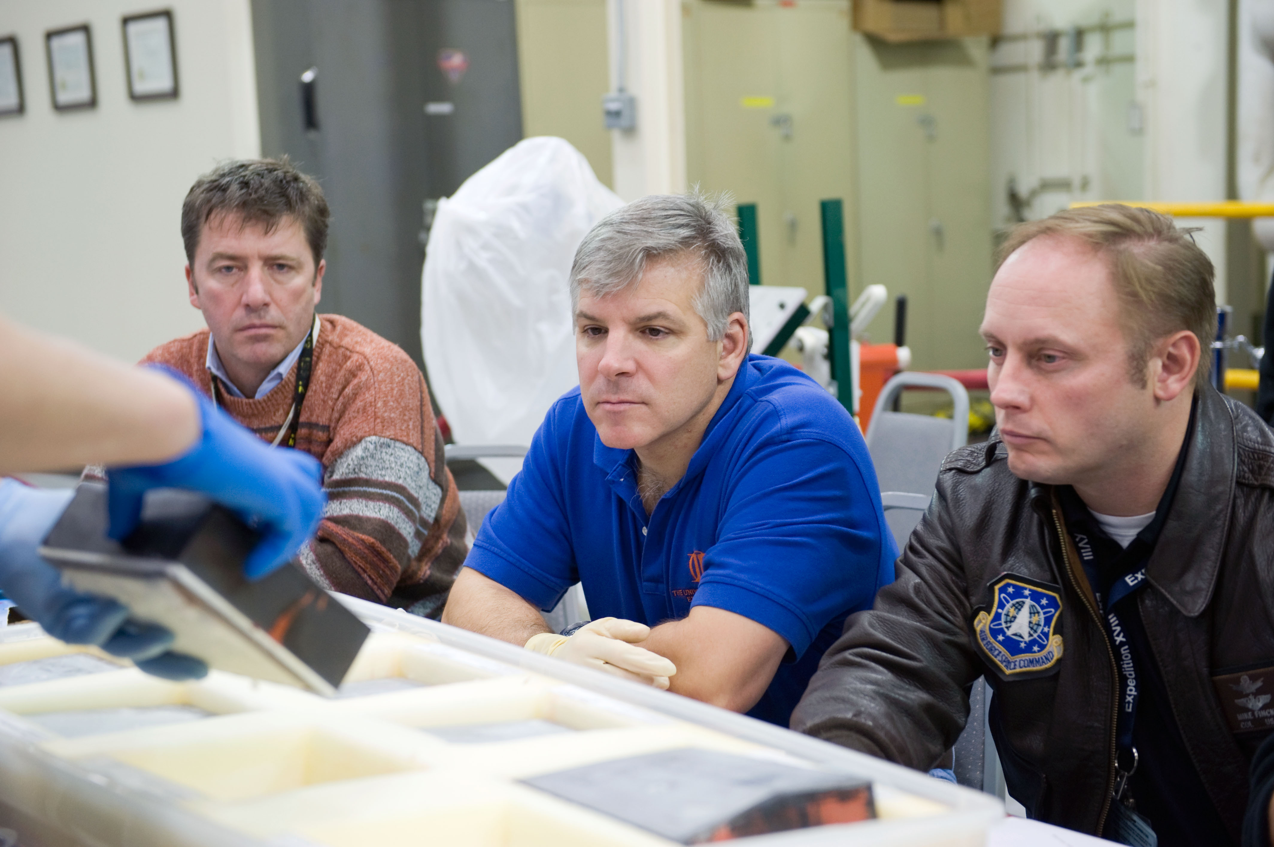 STS-134 crew during EVA TPS Overview training in the TPS/PABF