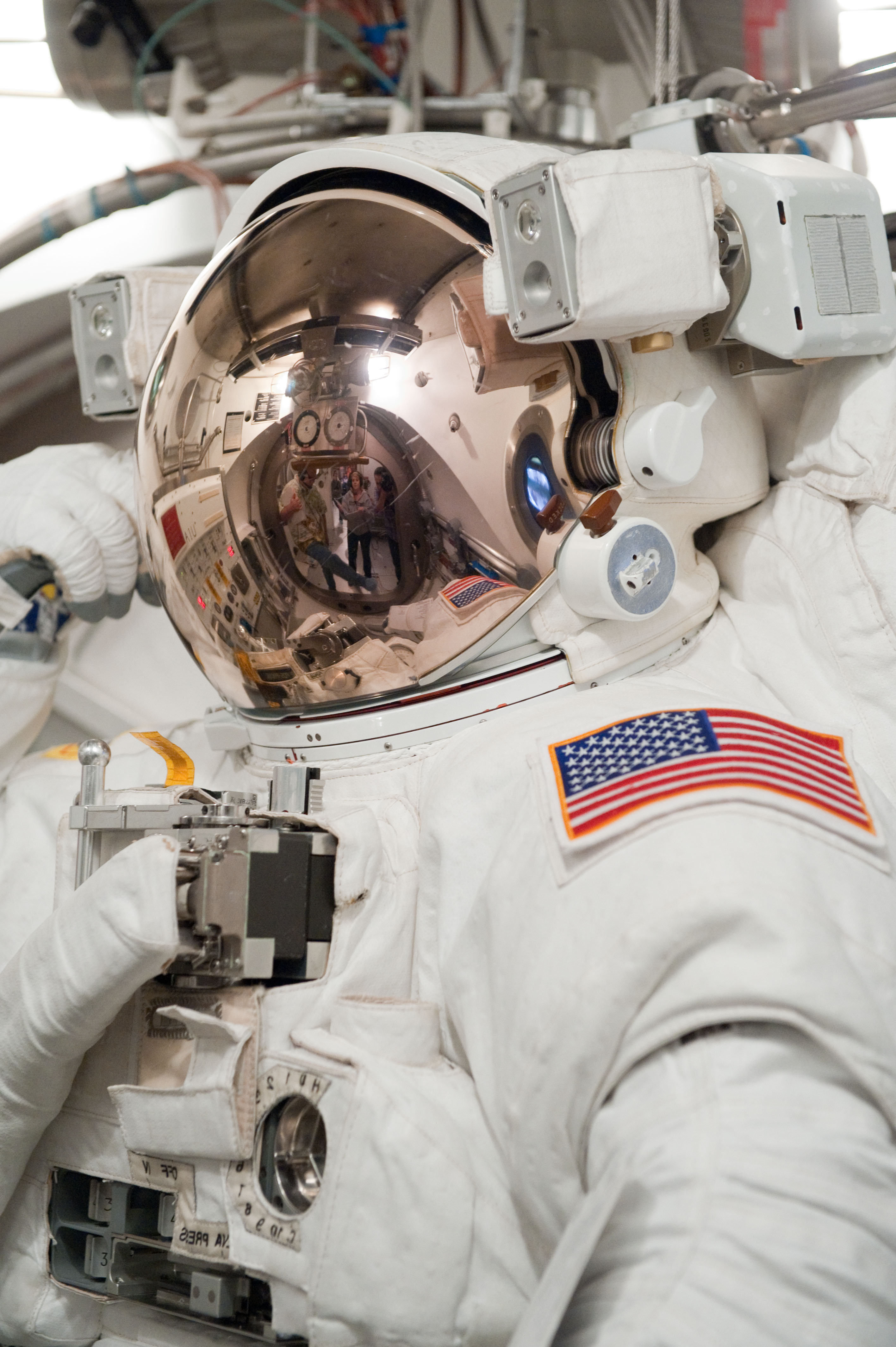 SSATA Crew Training and EMU Verification for STS-135 astronaut Rex Walheim