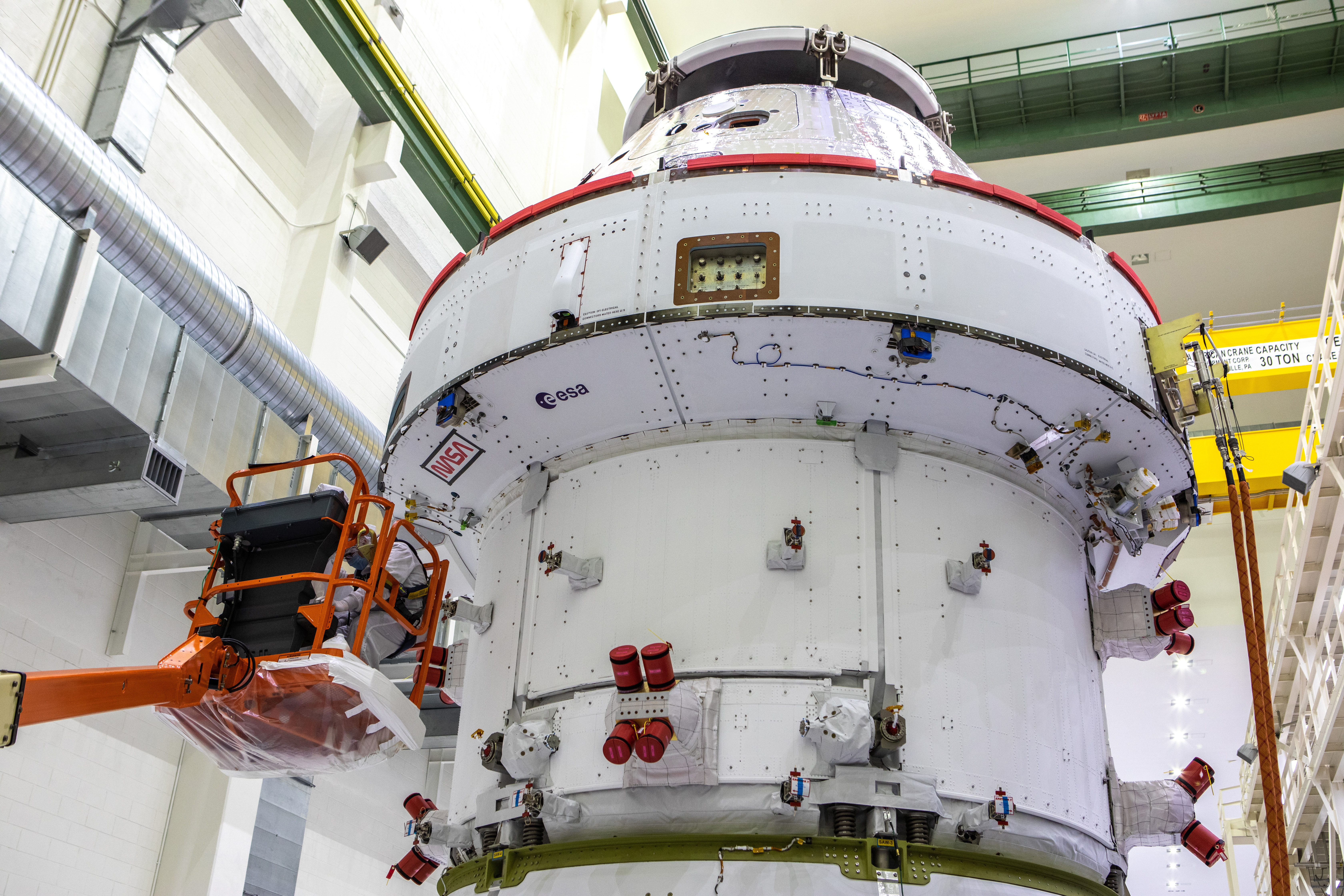 NASA and ESA logo installation on Artemis I spacecraft