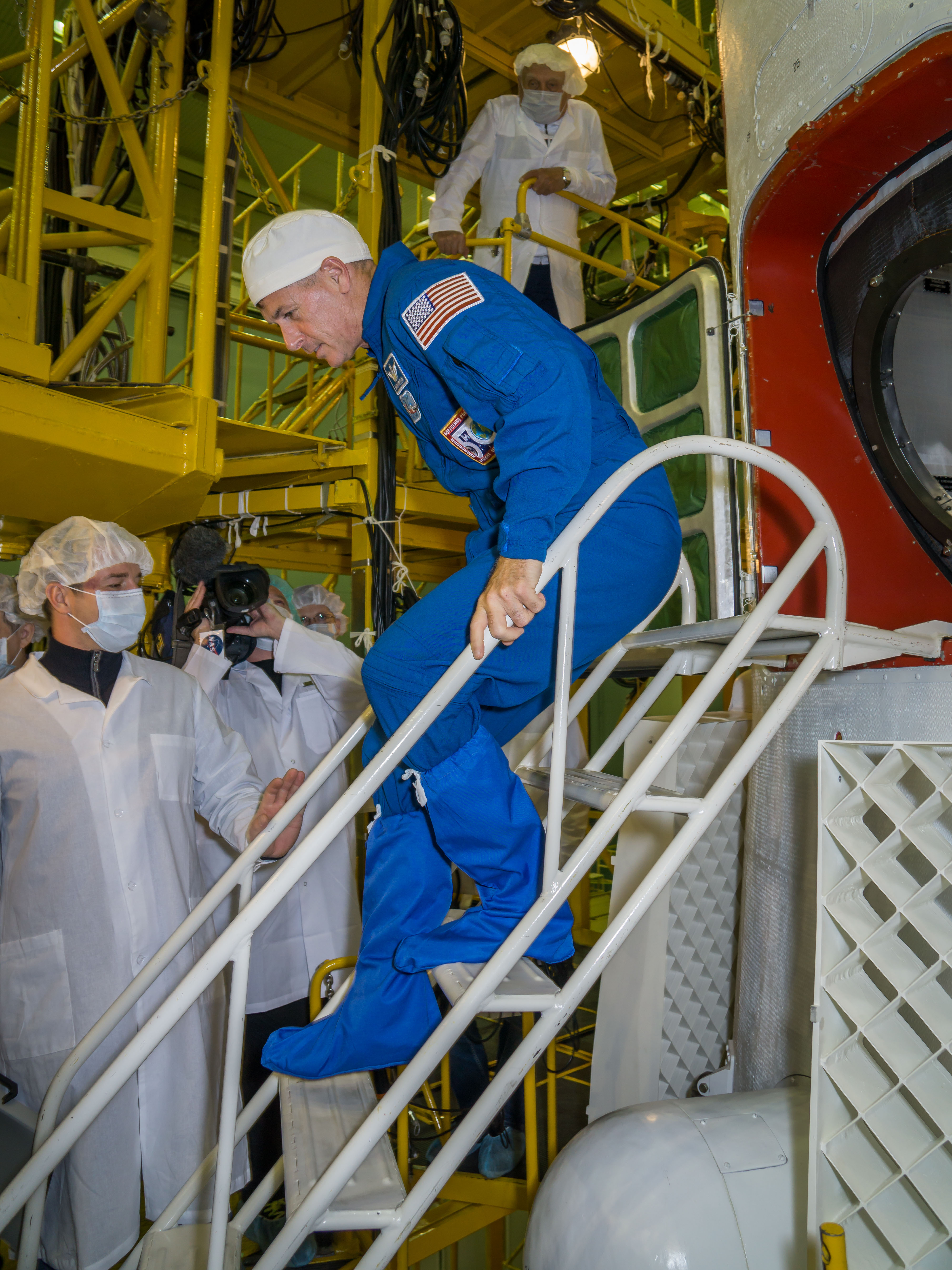 Expedition 49 Preflight