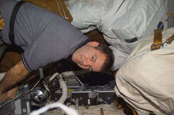 Richards cleans the middeck