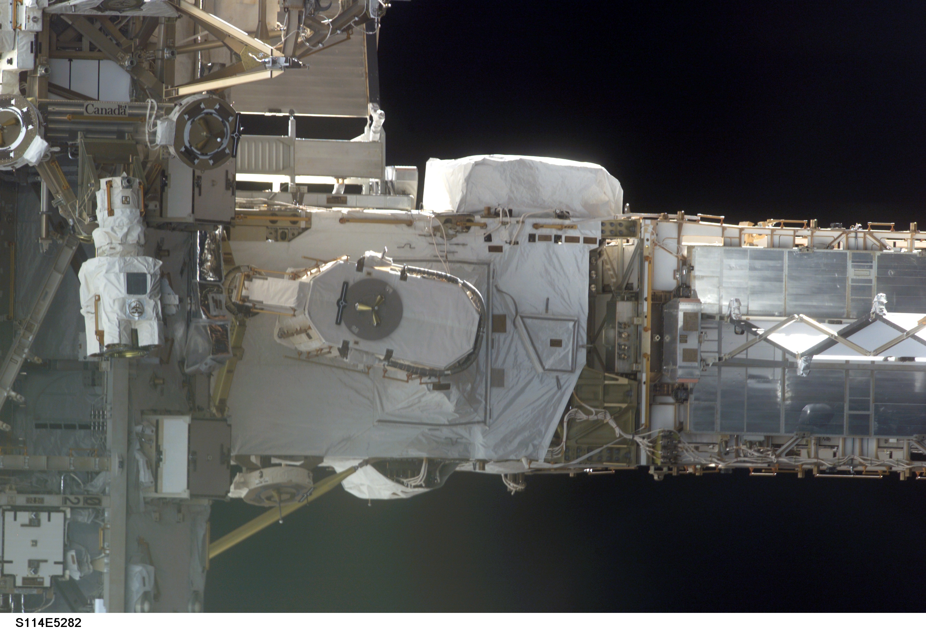 S0 truss and mobile transporter, with the P6 truss