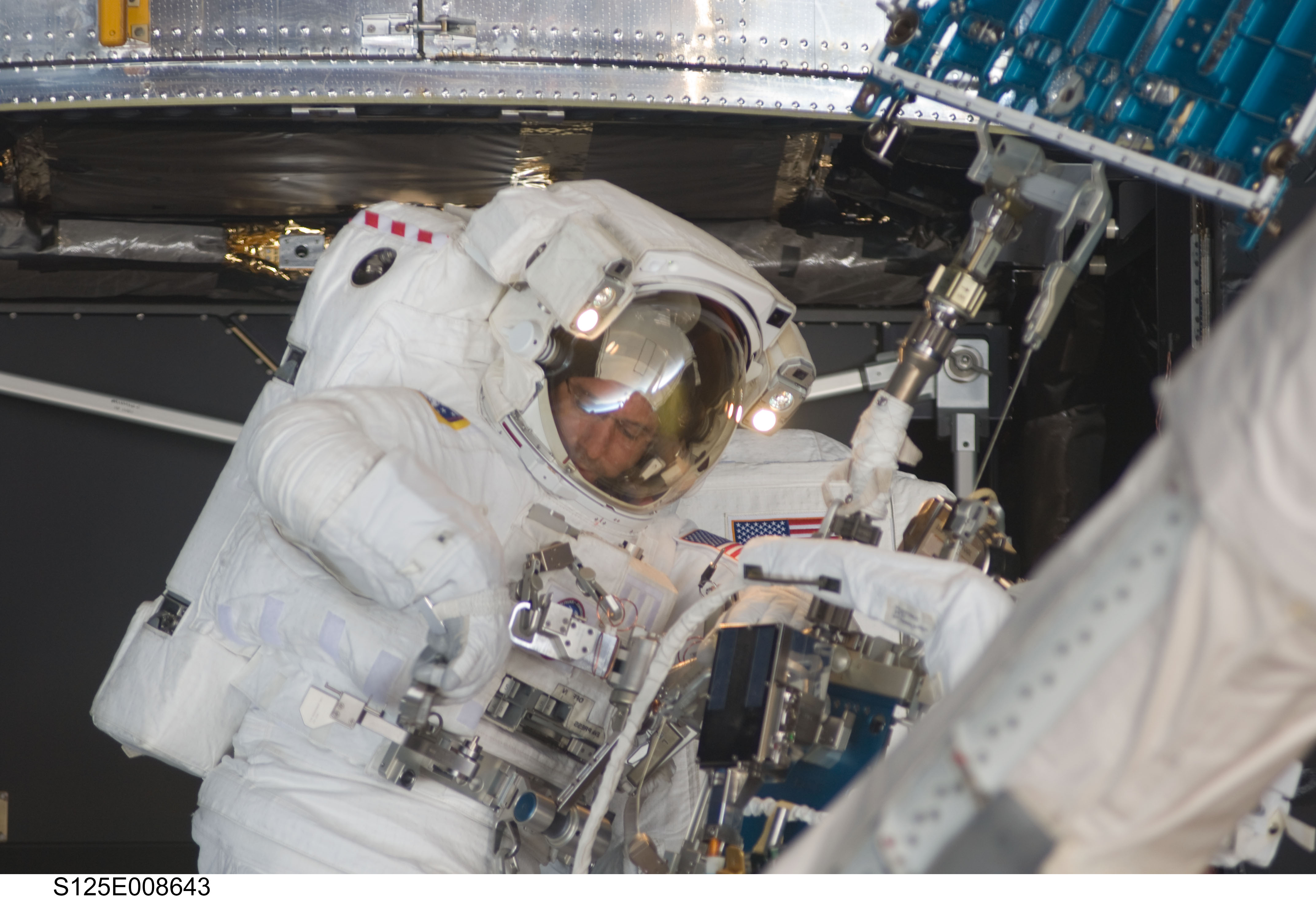 STS-125 MS1 Good during EVA4