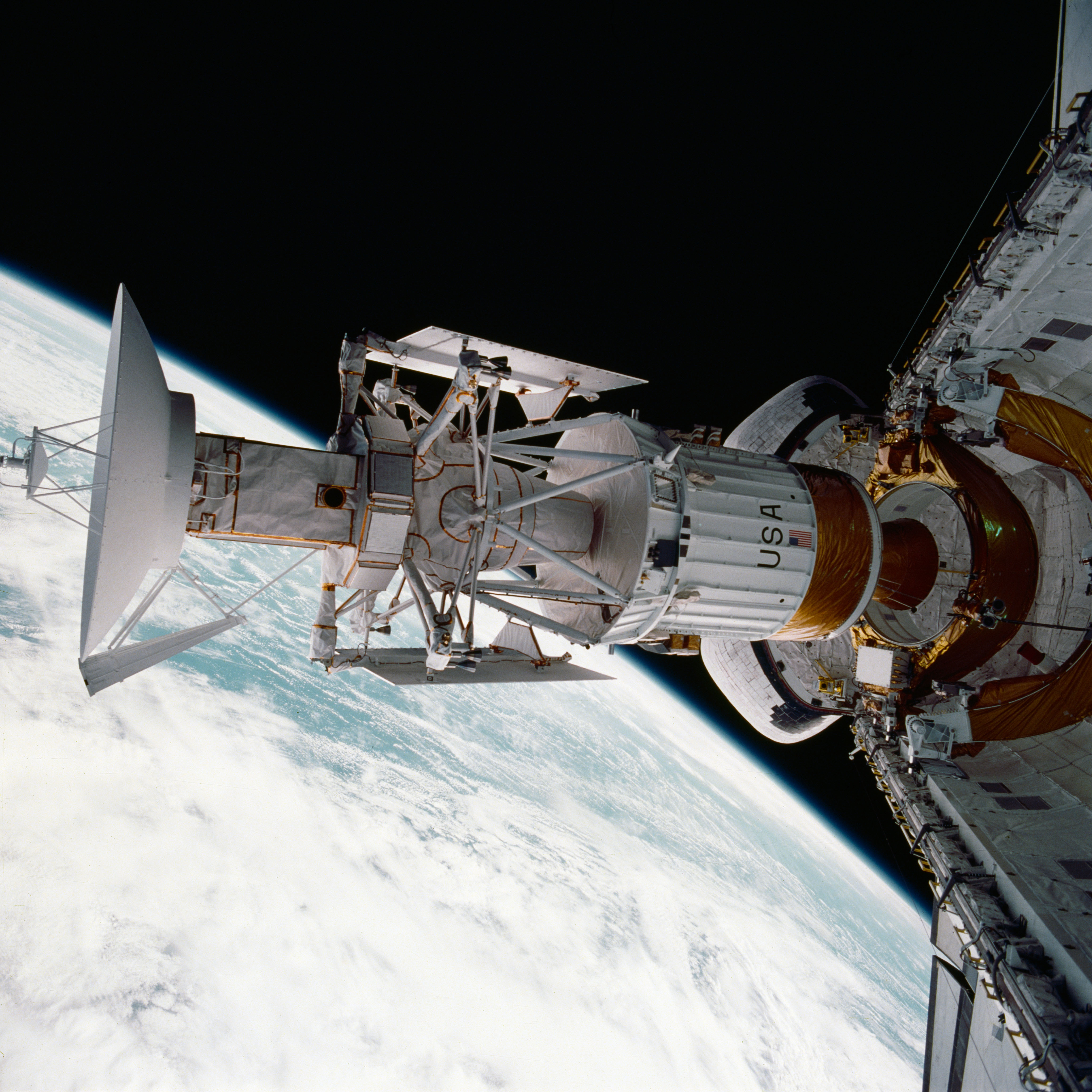 STS-30 Magellan spacecraft & IUS deployment from Atlantis' payload bay (PLB)