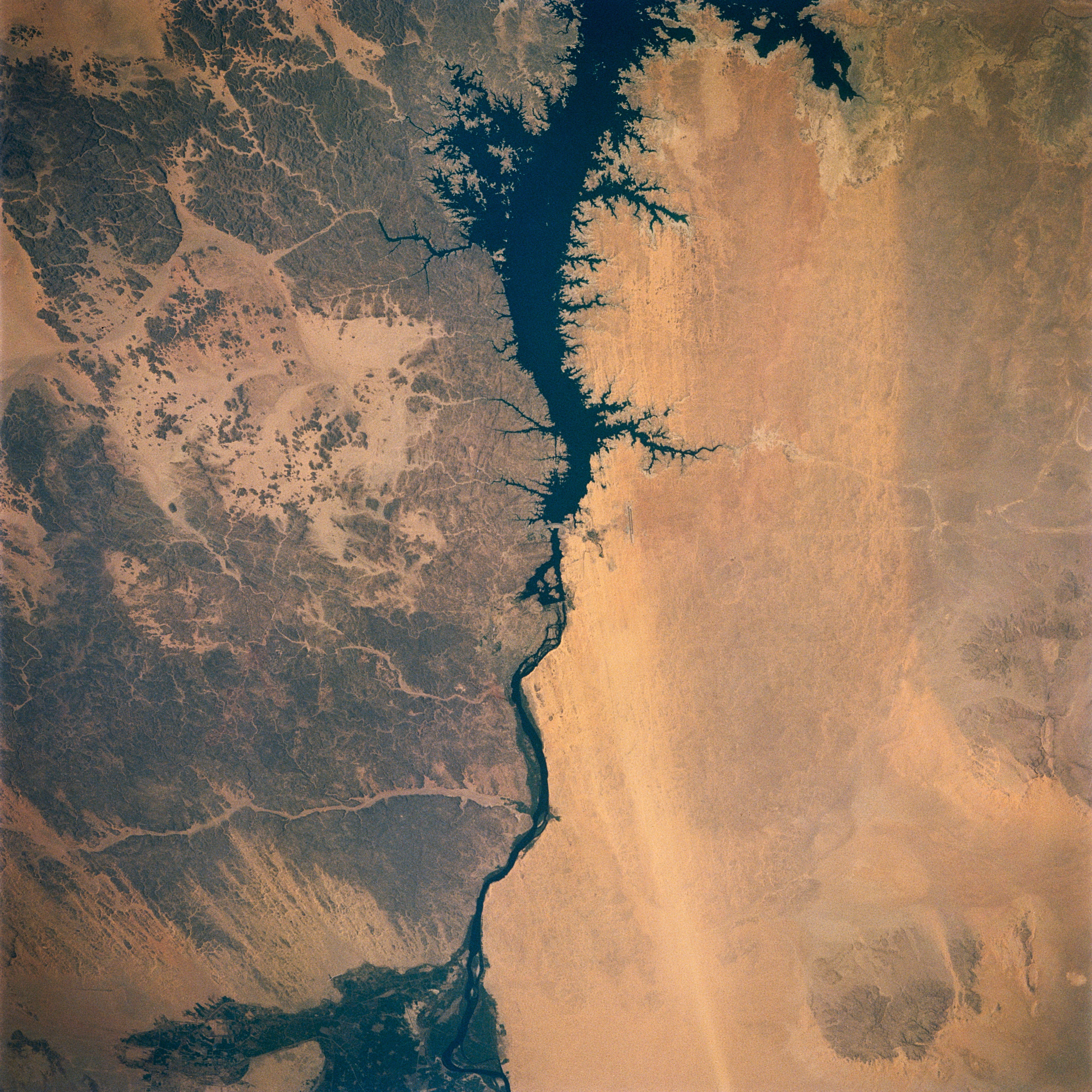 Nile River, Lake Nasser, Aswan Dam, Egypt
