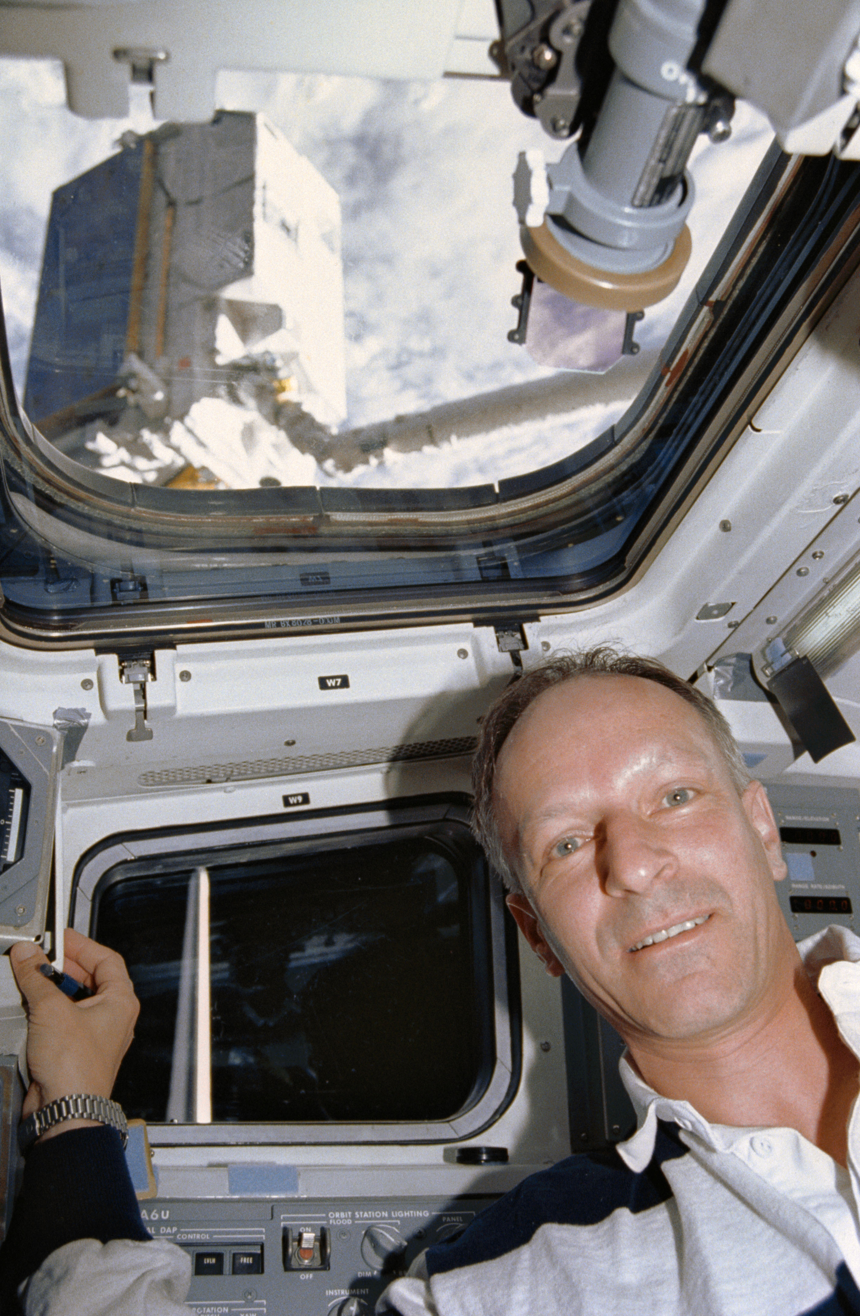 STS-46 ESA MS Nicollier on OV-104's aft flight deck during EURECA deployment