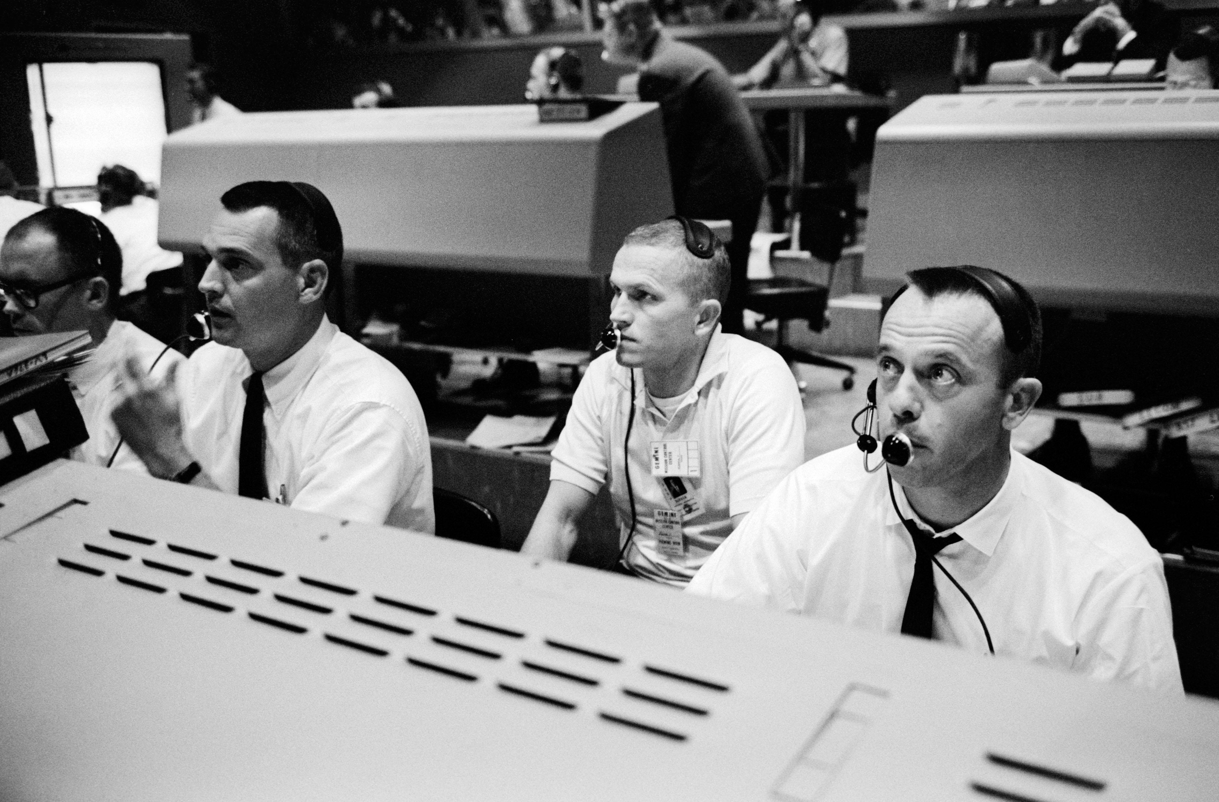 MISSION CONTROL CENTER (MCC) ACTIVITY - GEMINI-TITAN (GT)-4 - CAPE