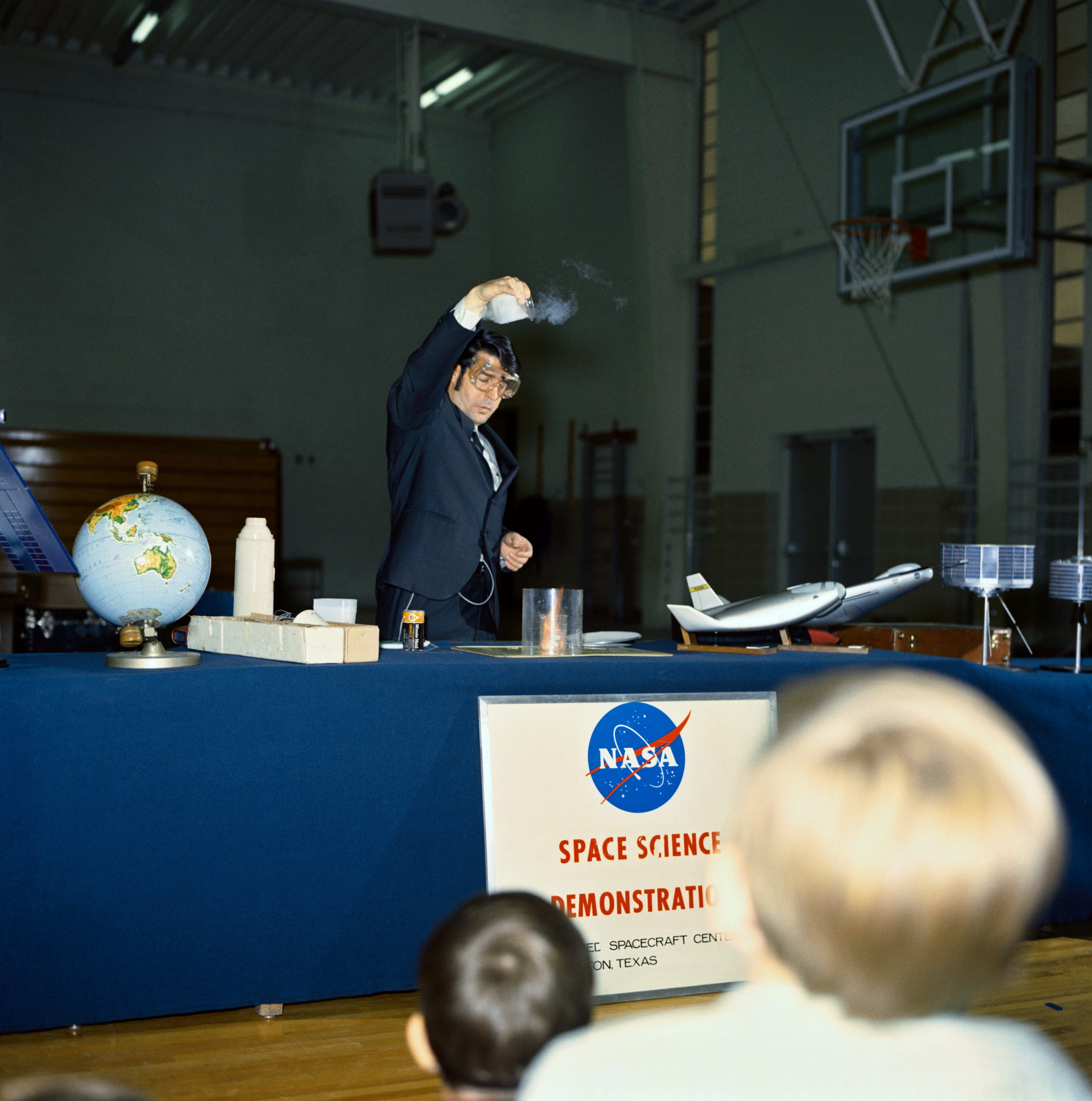 MCADAMS ELEMENTARY SCHOOL - science demonstration