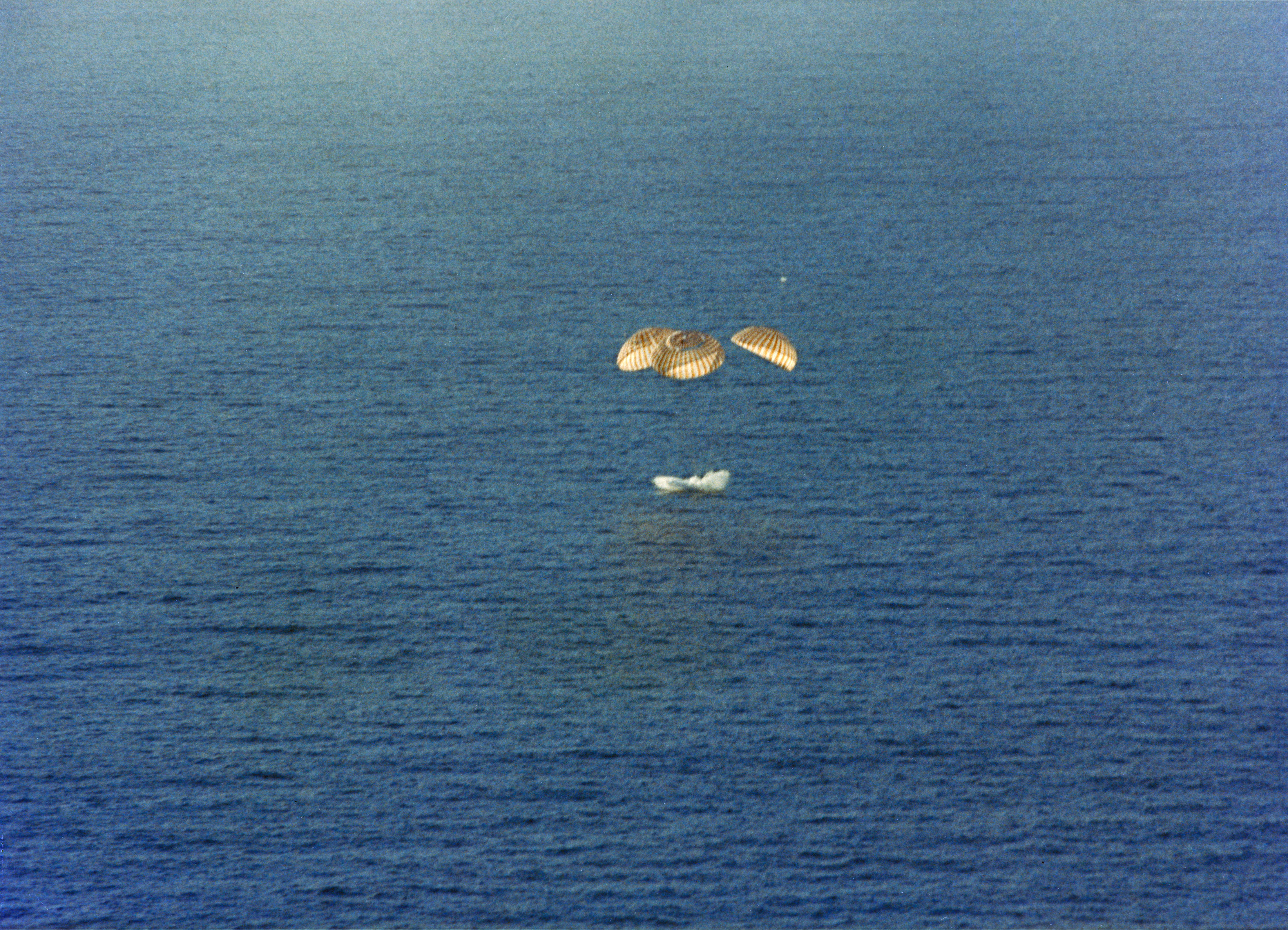 Skylab 4 Command Module in Pacific Ocean after splashdown
