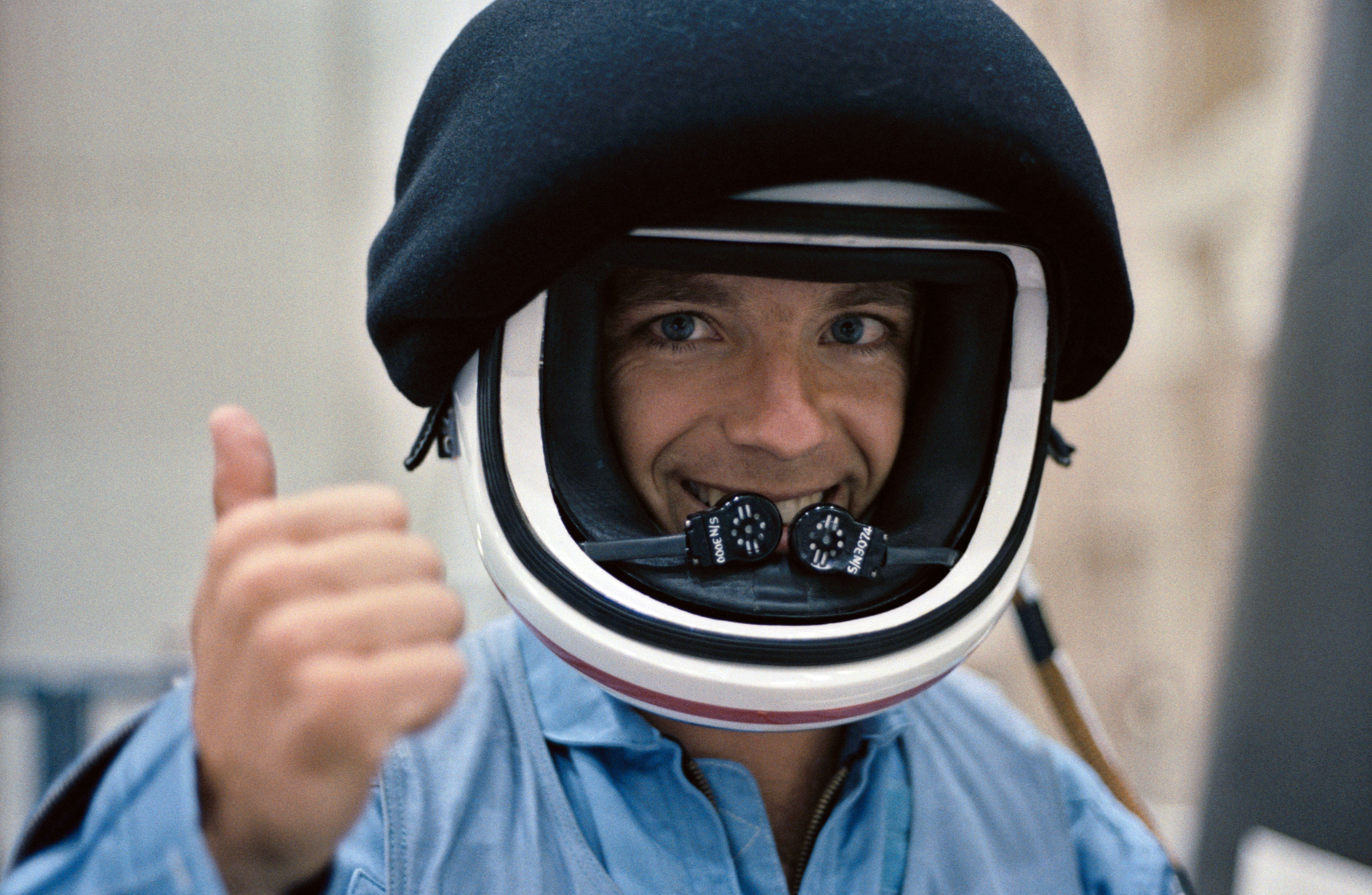 CREW TRAINING - STS-41G - JSC