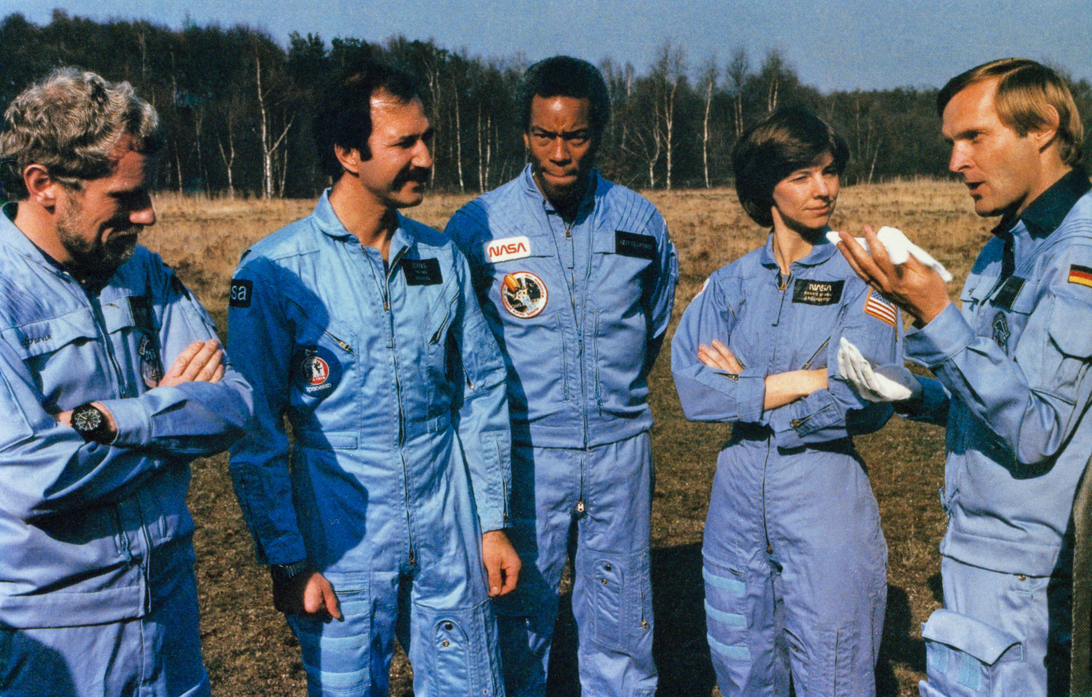 PREFLIGHT (CANDID) - STS-61A/D-1 - GERMANY